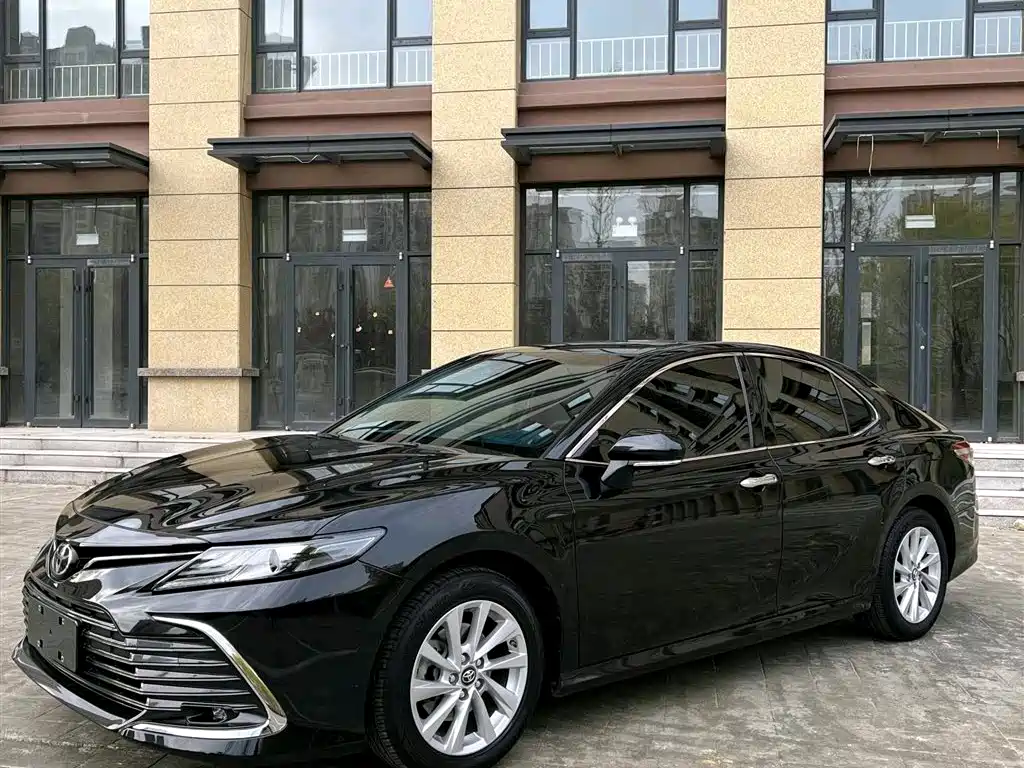 Toyota Camry 2021 2.0G Luxury Edition фото 2