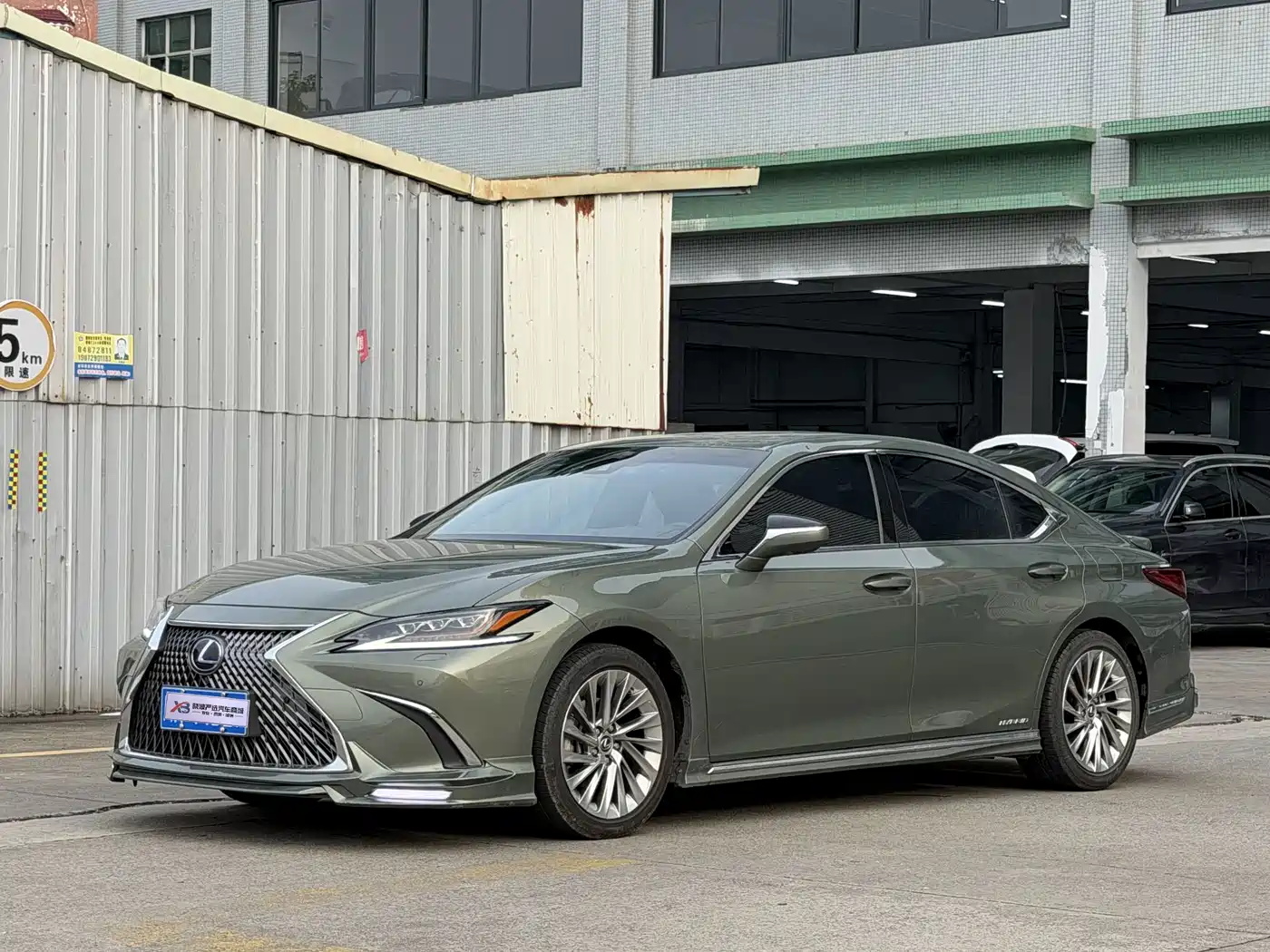 Lexus Lexus ES 2020 Model 300h Executive Edition