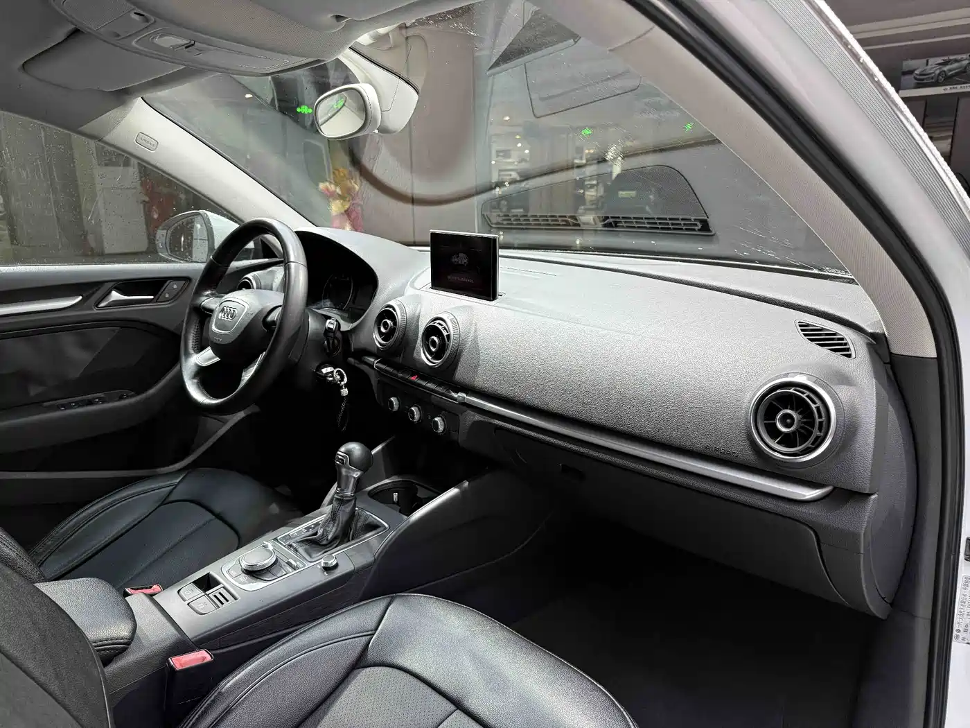 Audi A3 2015 Sportback 35 TFSI Millionth Anniversary Intelligent Leader Type фото 9