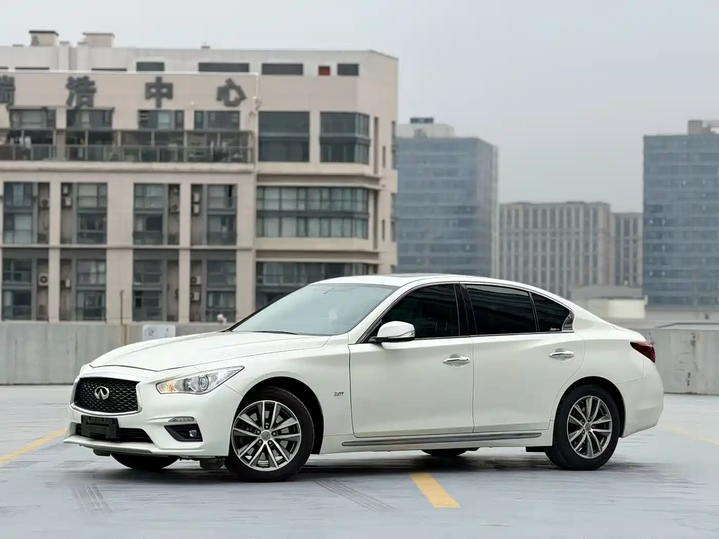Infiniti Q50L 2021 2.0T Comfort