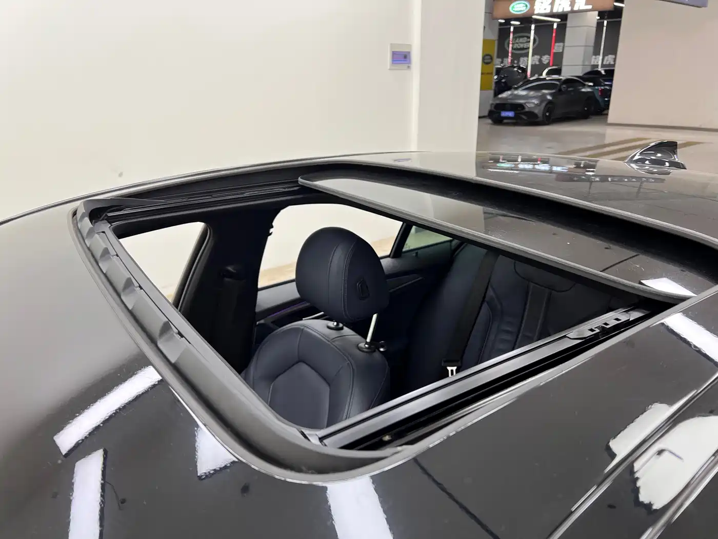 BMW 5 Series (Import) 2020 Model 525i M Sport Package фото 20
