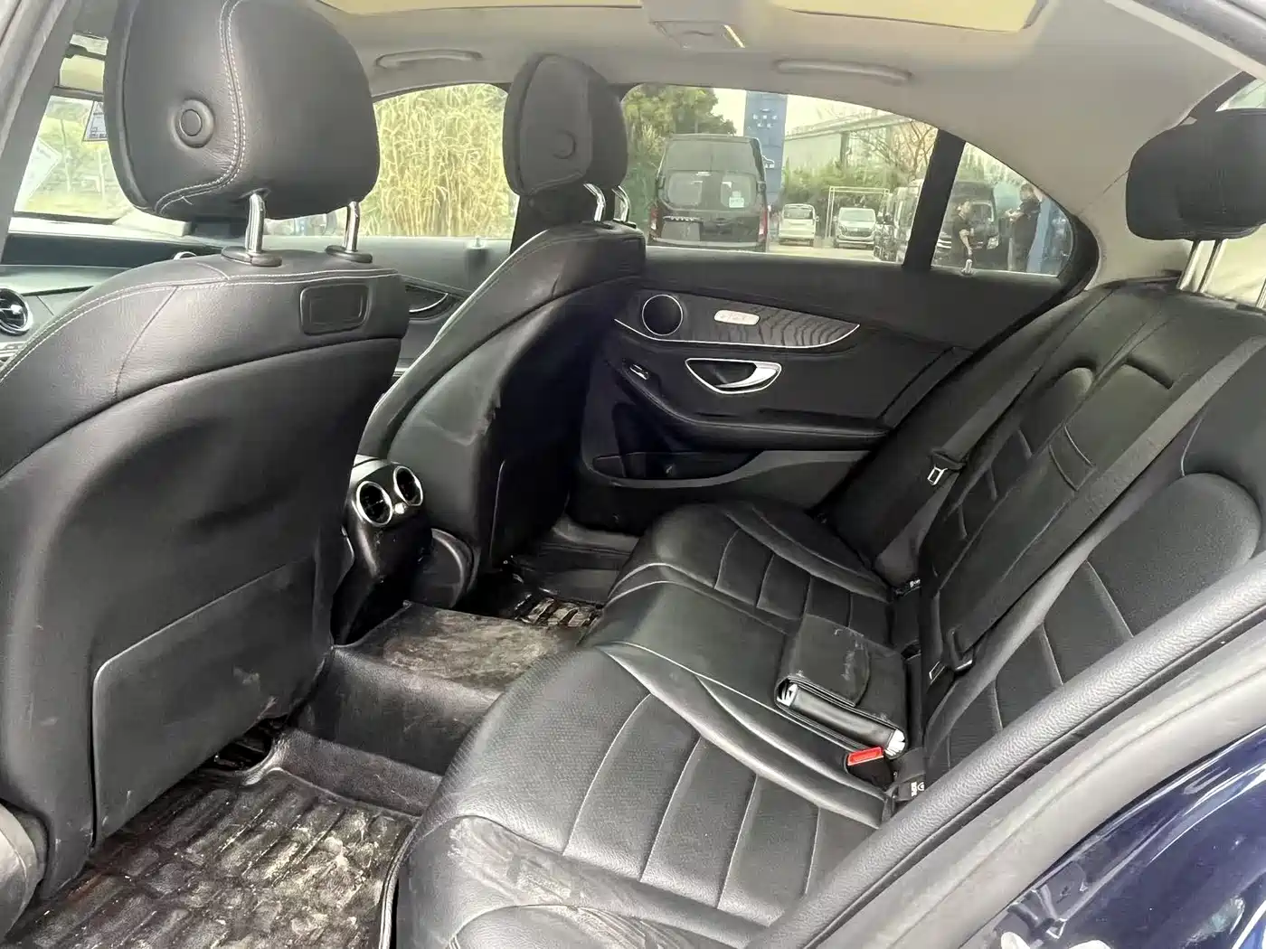 Mercedes-Benz C-Class 2016 C 200 L Sport фото 8