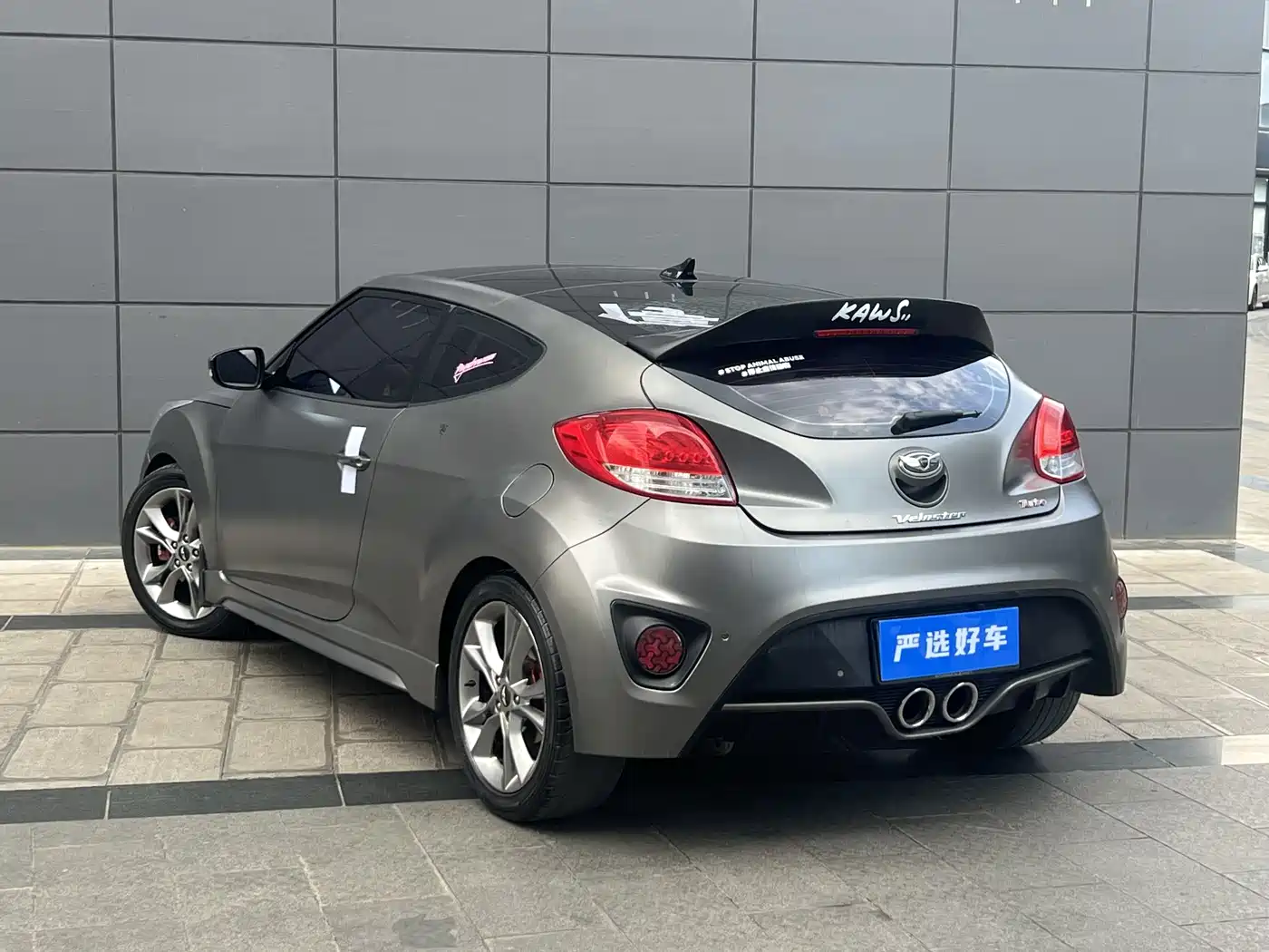 Hyundai Veloster 2015 1.6T Automatic Luxury Edition фото 7
