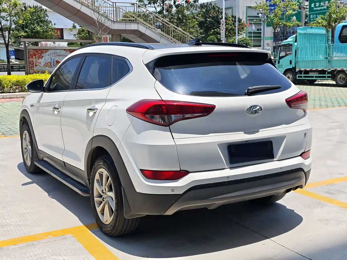Hyundai Tucson 2015 1.6T Dual Clutch 2WD Smart фото 6