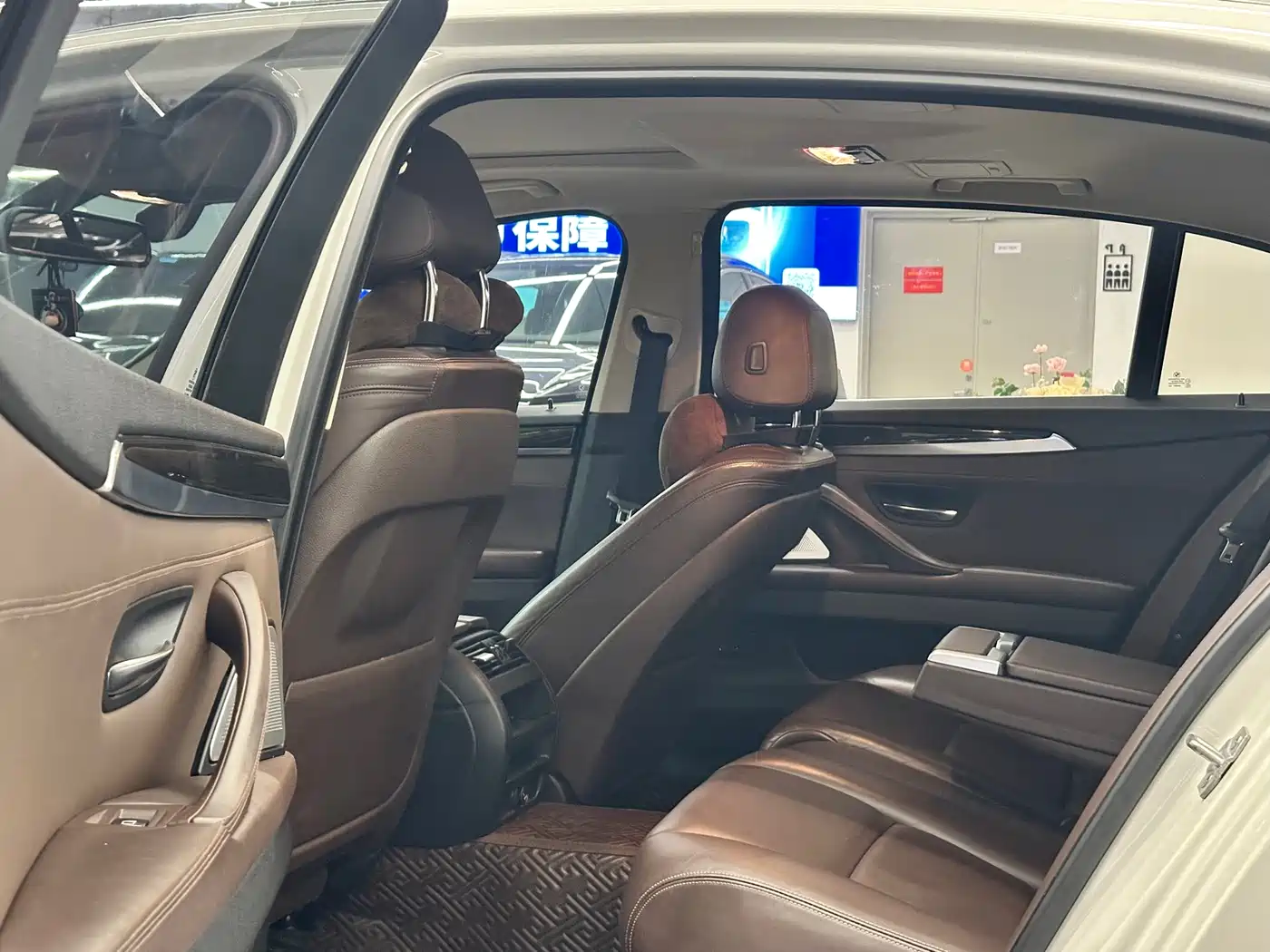 BMW 5 Series 2014 525Li Luxury Design Package фото 7
