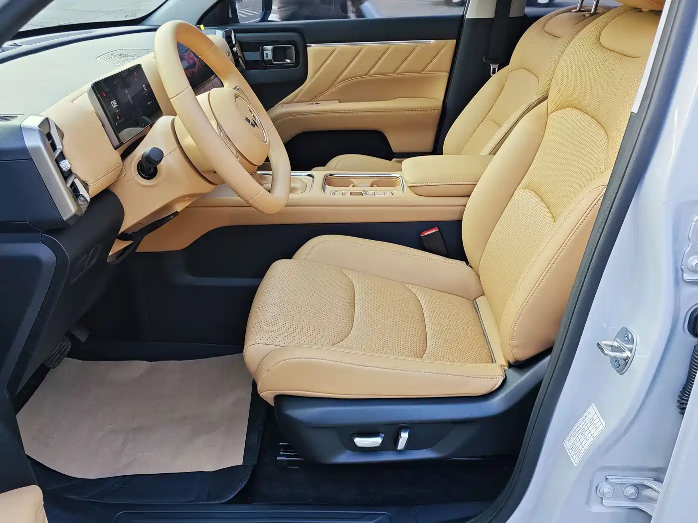 Wuling Motors Starlight 560 2026 2025 Model Gasoline Version 5-seater