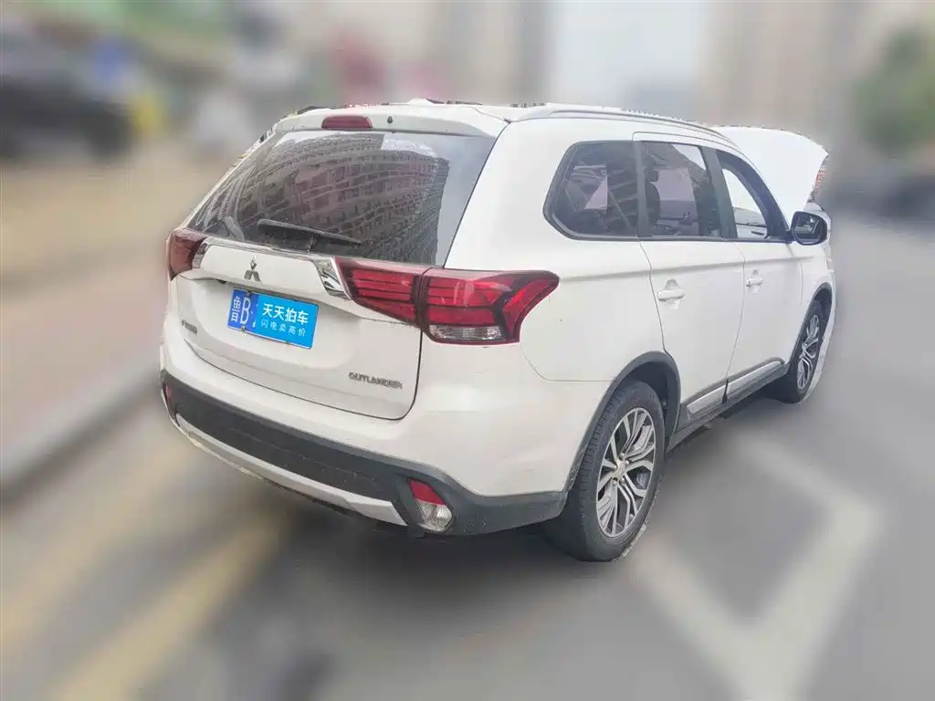 Mitsubishi Outlander 2017 2017 2.0L 2WD Glory 5-seater