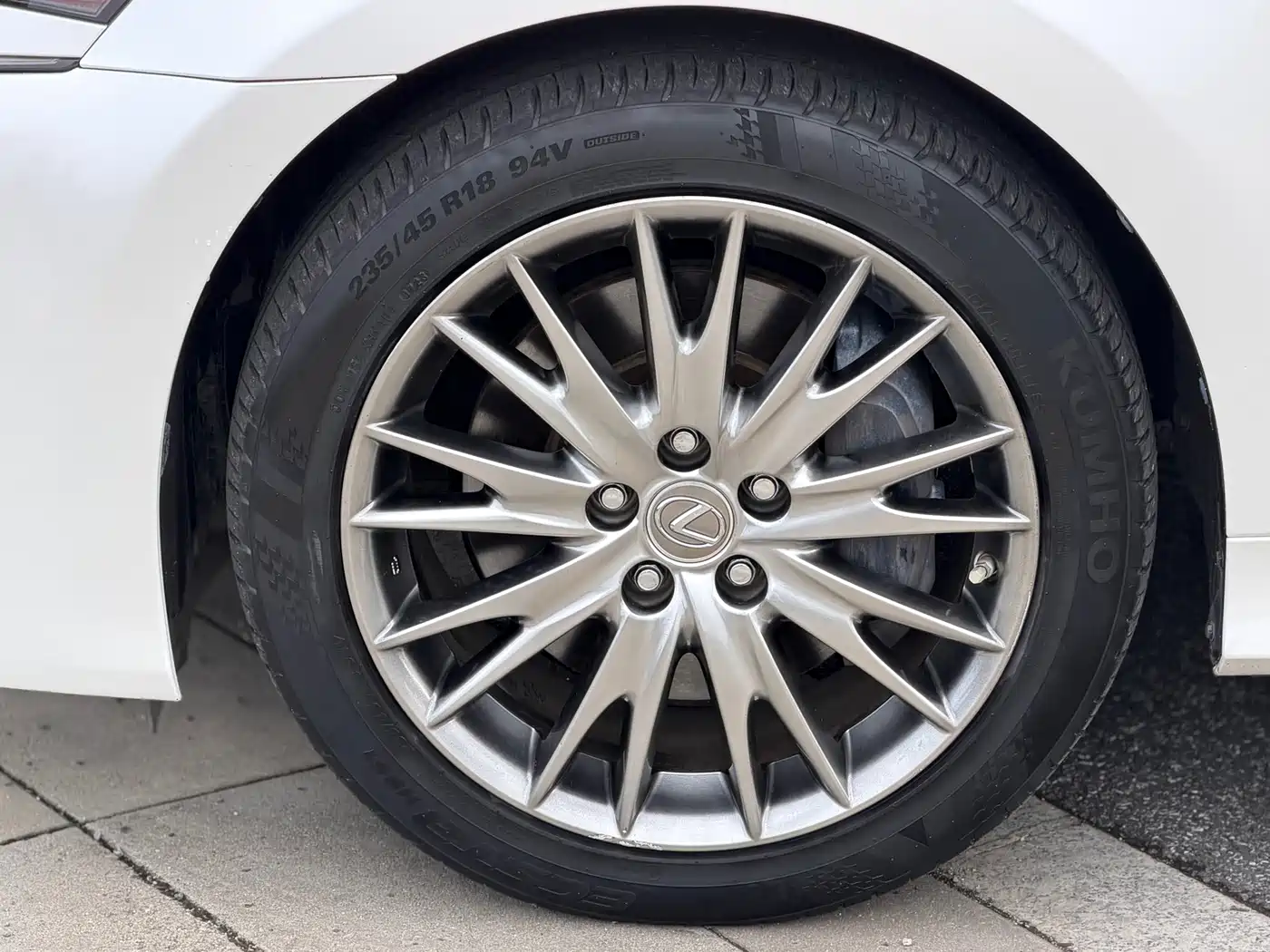 Lexus GS 2018 2016 300h Luxury Edition