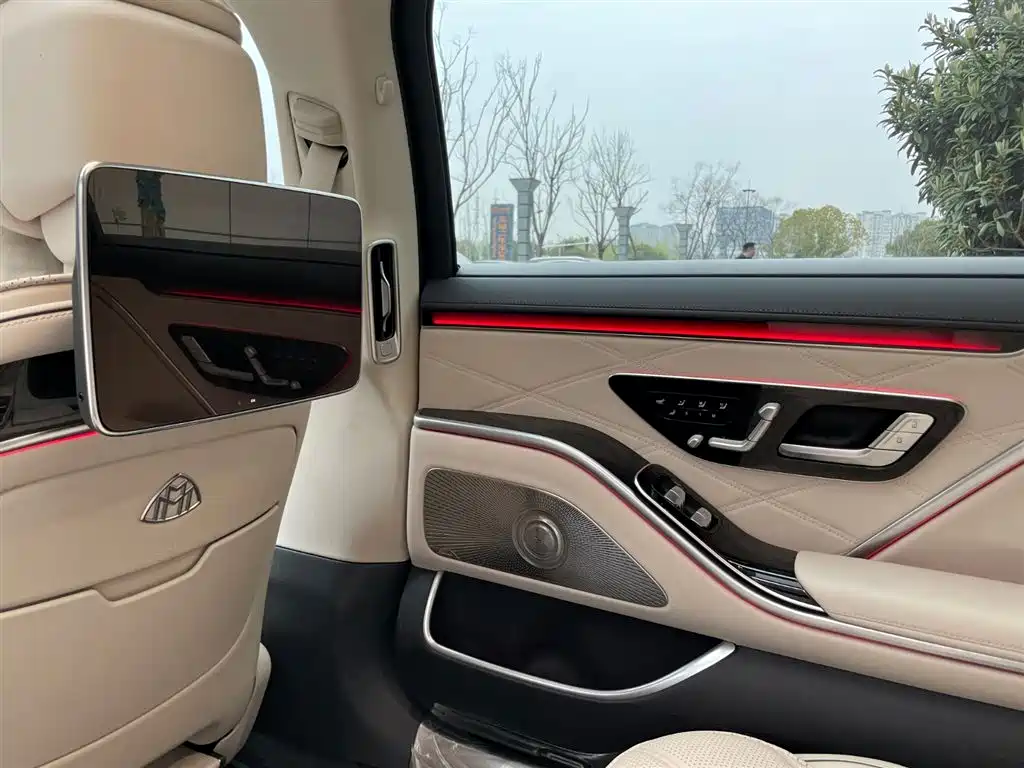 Mercedes-Benz Maybach S-Class 2025 Model S 480 4MATIC фото 15