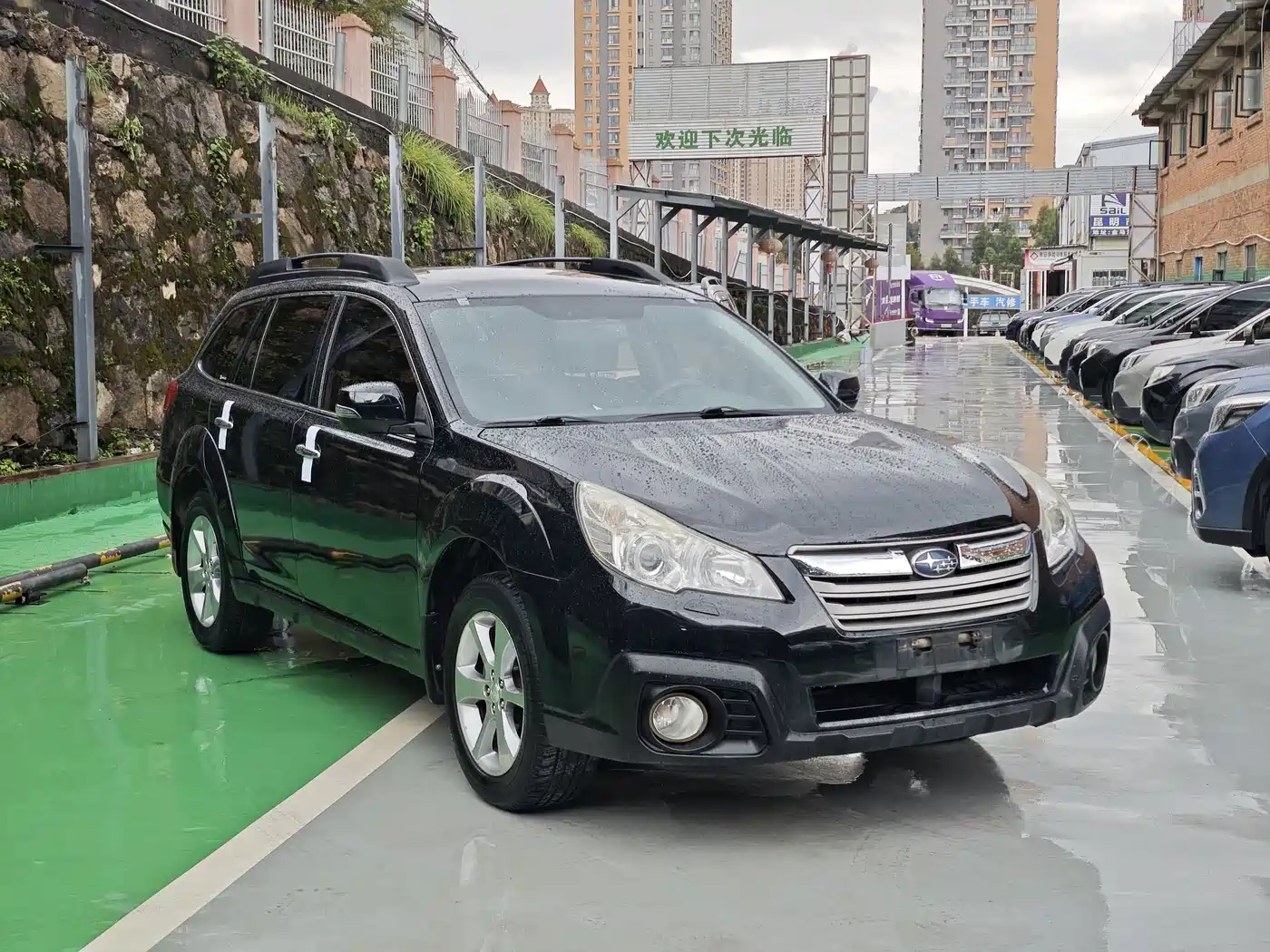 Subaru Outback 2013 2.5i Luxury Navigation Edition фото 3