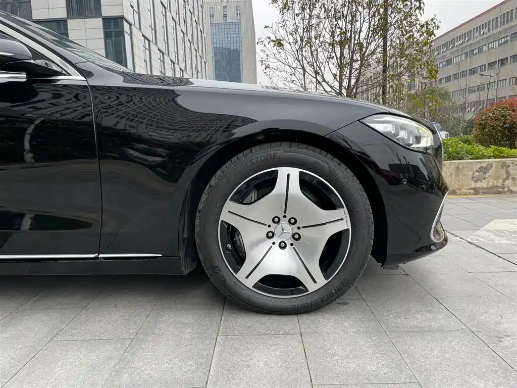 Mercedes-Benz Maybach S-Class 2025 Model S 480 4MATIC фото 24