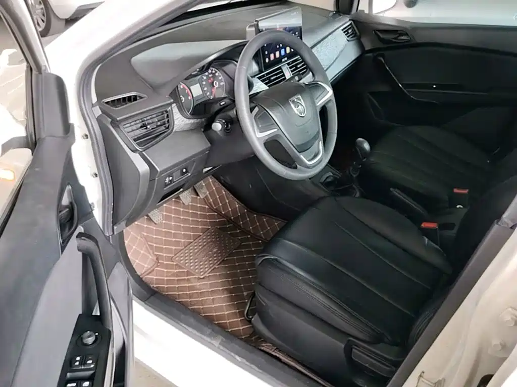 Baojun 310 2020 2020 1.2L Manual Comfort Edition
