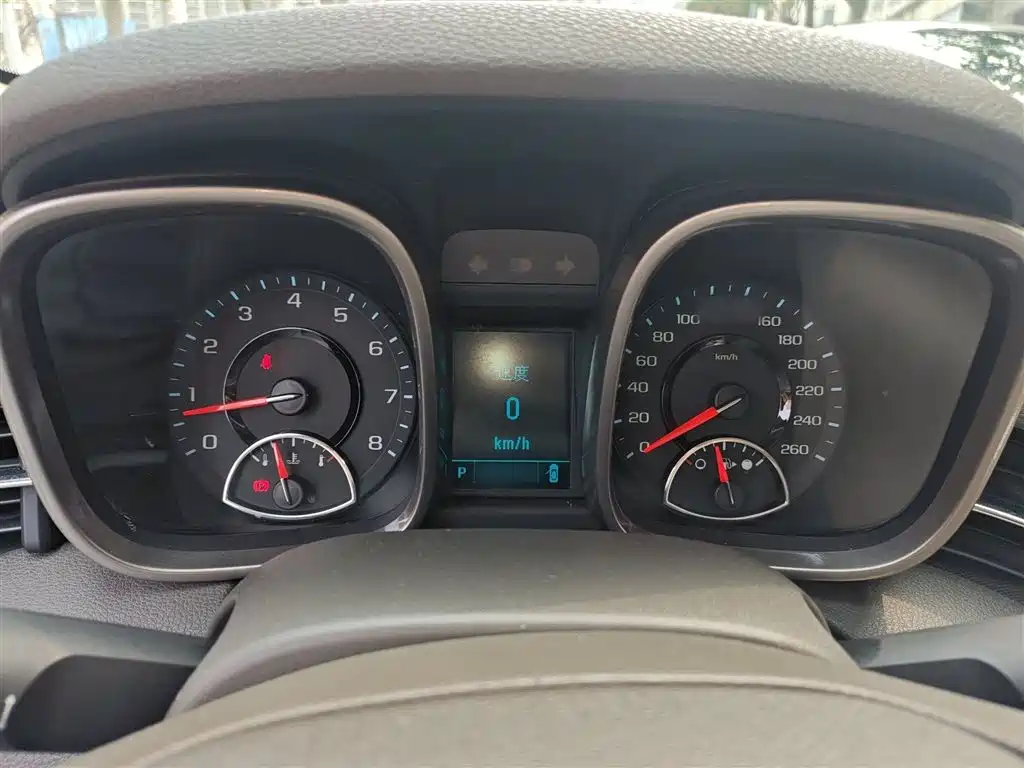 Chevrolet Malibu 2014 2.0L Automatic Comfort фото 4