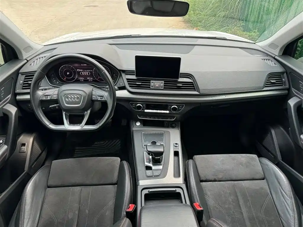 Audi Q5L 2020 45 TFSI Premium Sport фото 5
