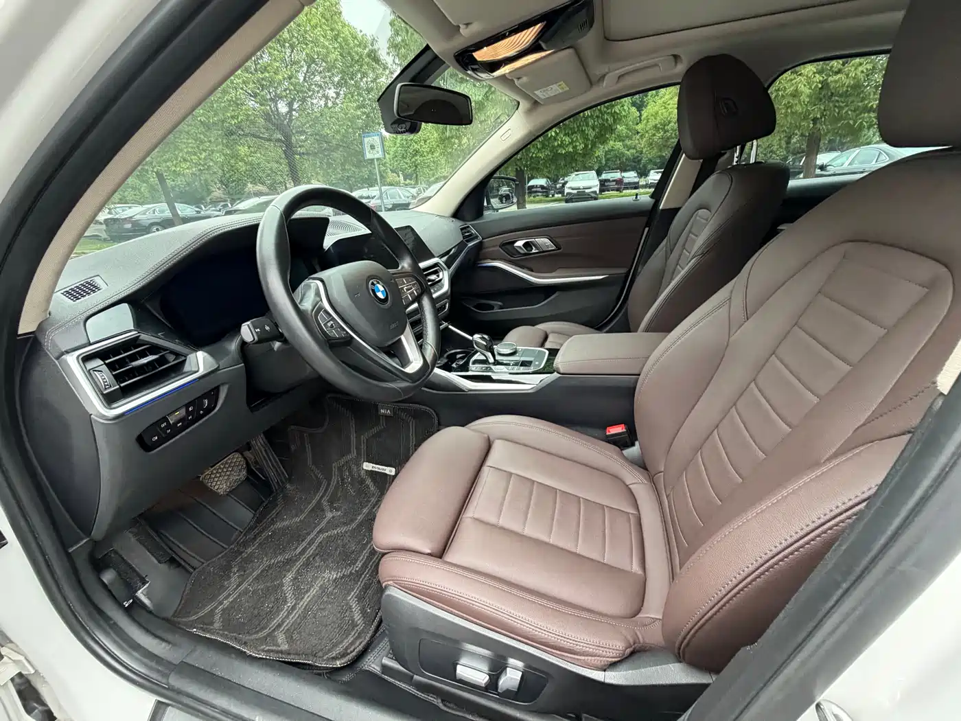 BMW 3 Series 2020 325Li Launch Edition фото 4
