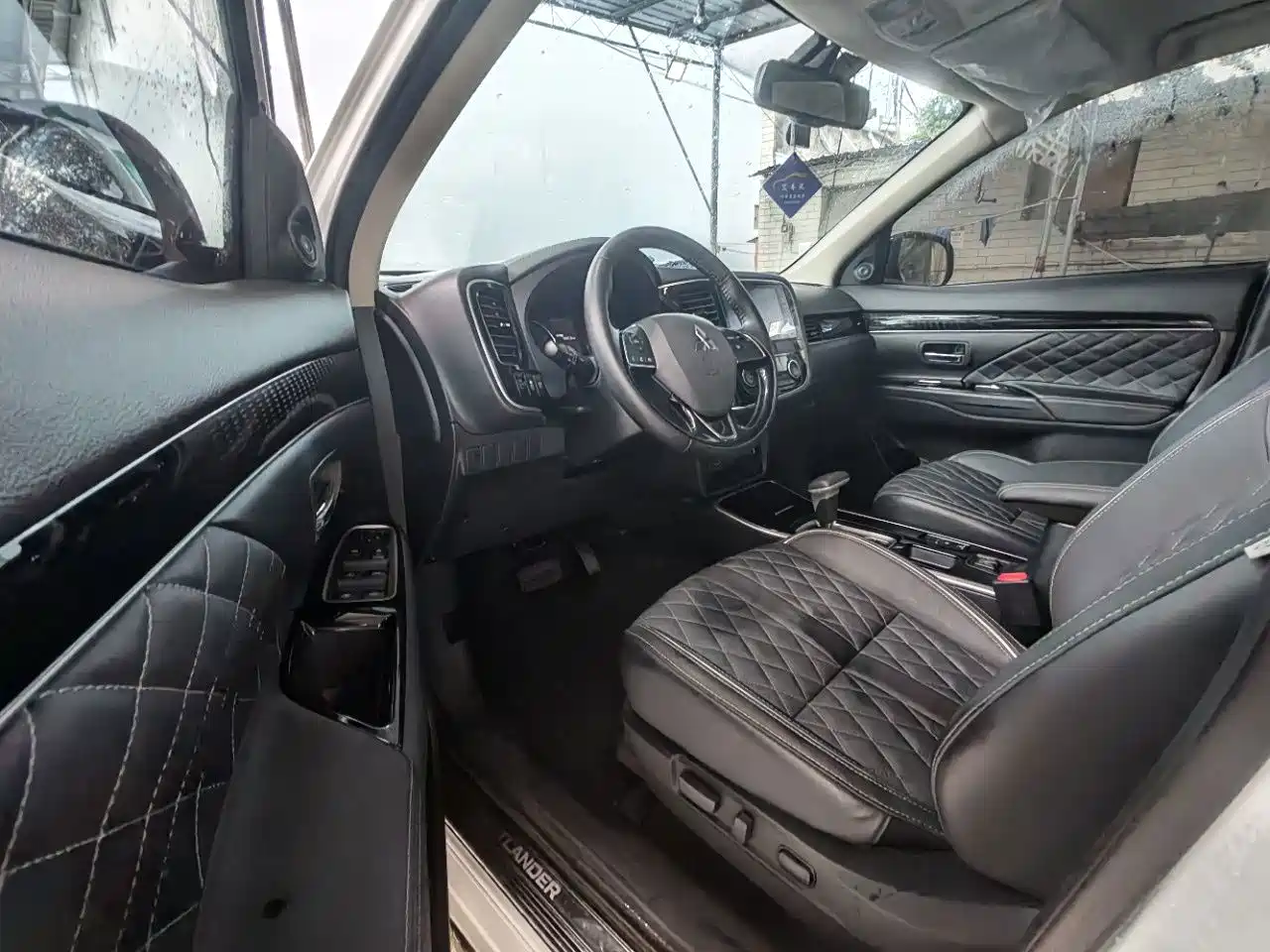 Mitsubishi Outlander 2023 2021 2.0L FWD Comfort Edition 5-seater
