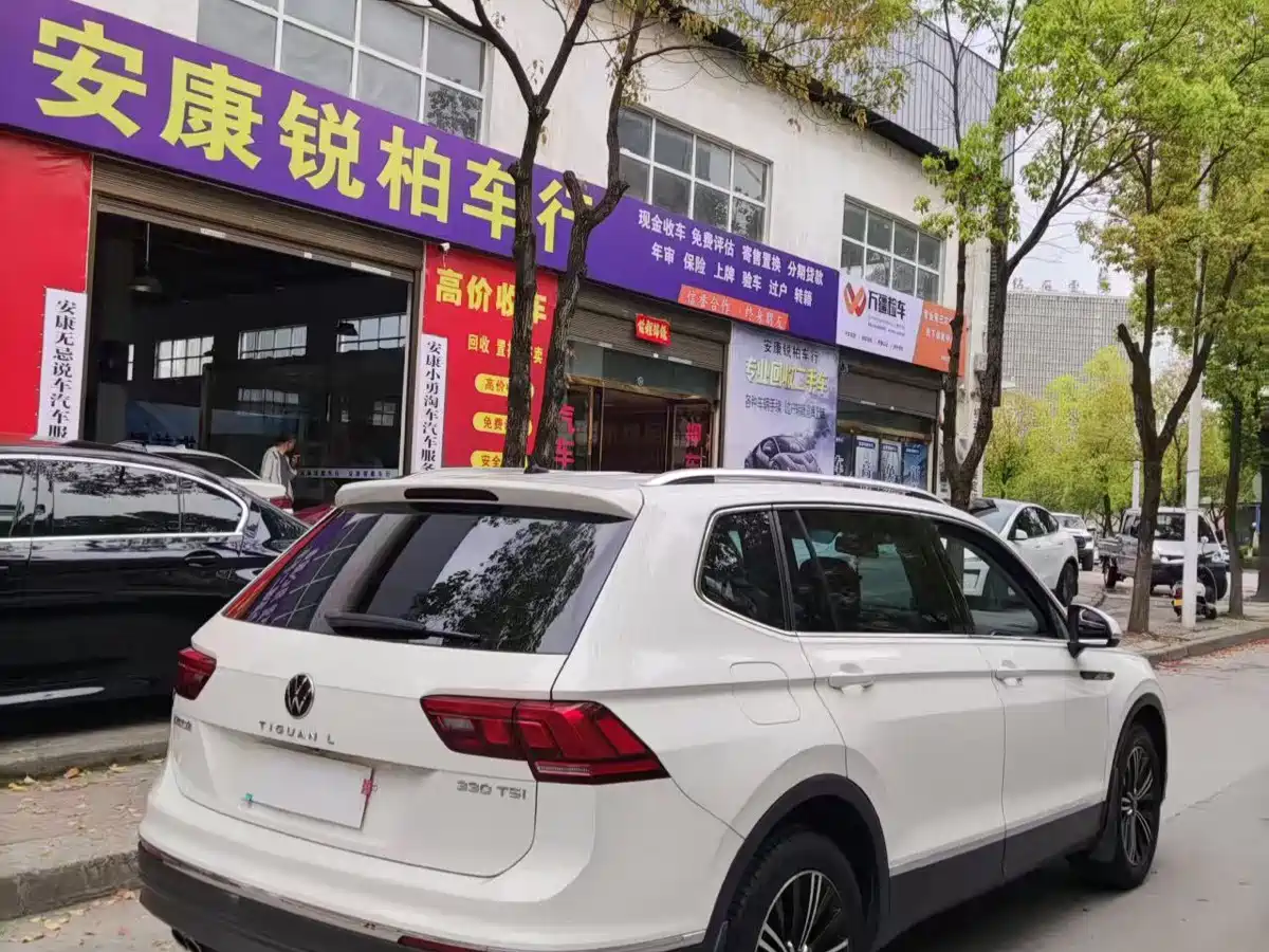 Volkswagen Tiguan L 2021 330TSI Automatic 2WD Smart фото 9