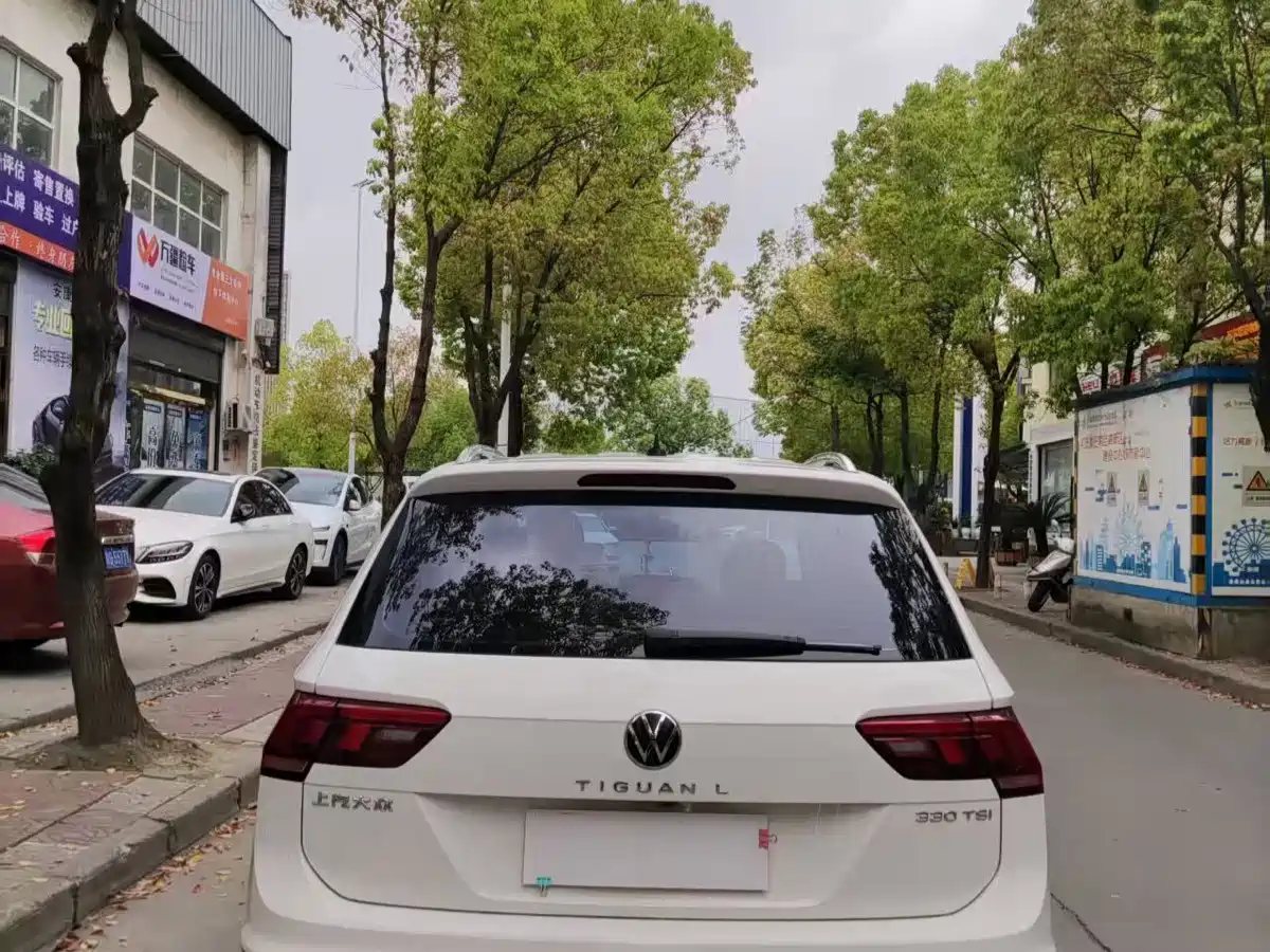 Volkswagen Tiguan L 2021 330TSI Automatic 2WD Smart фото 8