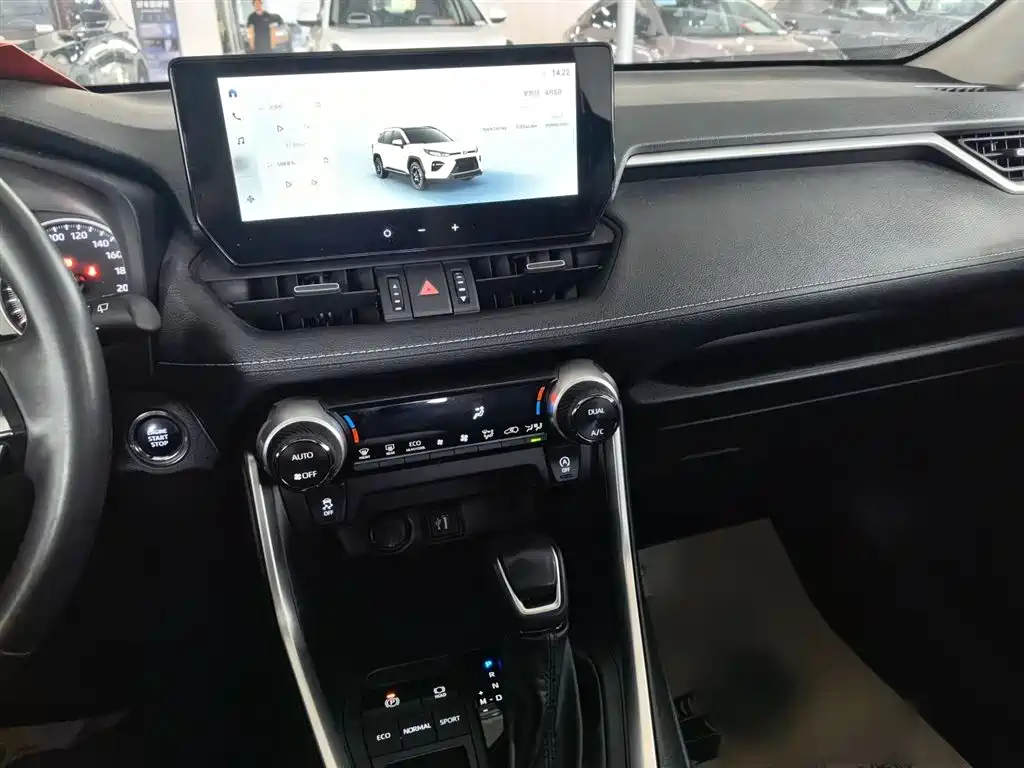 Toyota Wildlander 2023 2.0L CVT FWD Urban фото 7