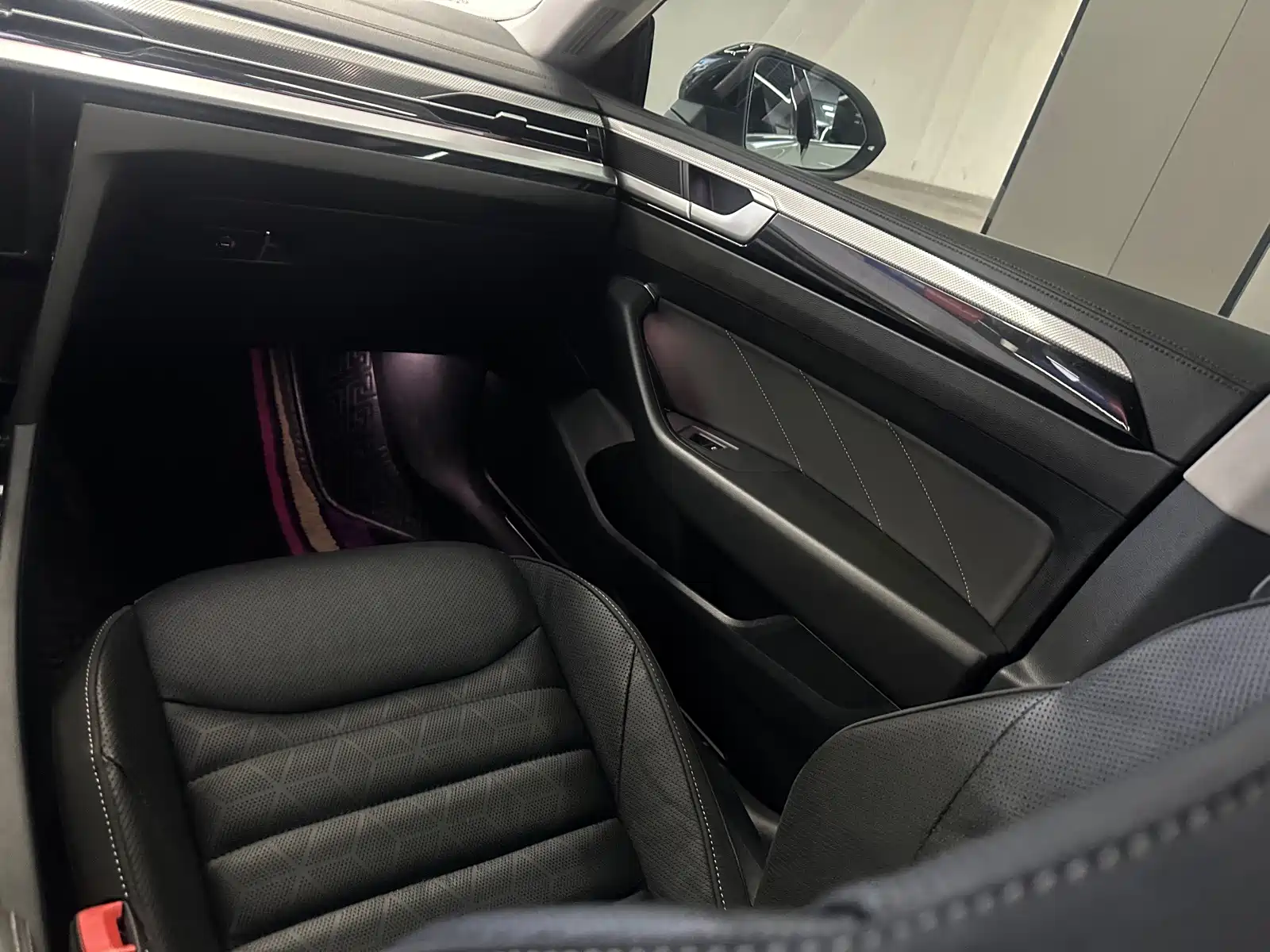 Photo 7 - Volkswagen CC