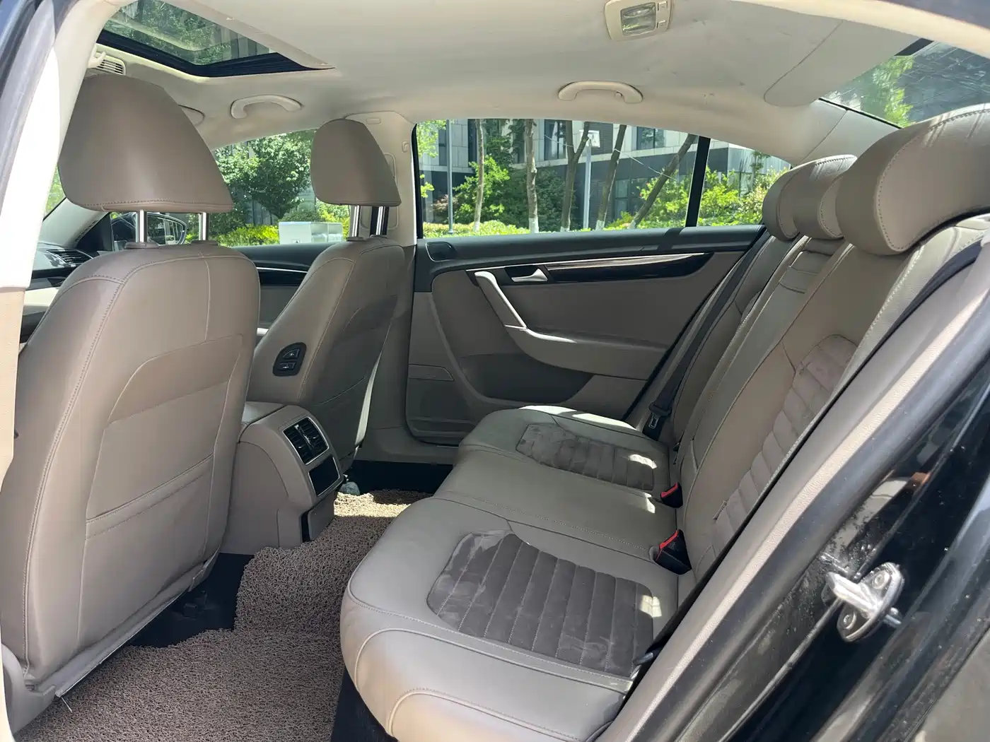 Volkswagen Magotan 2015 Facelift 1.8TSI Luxury фото 7