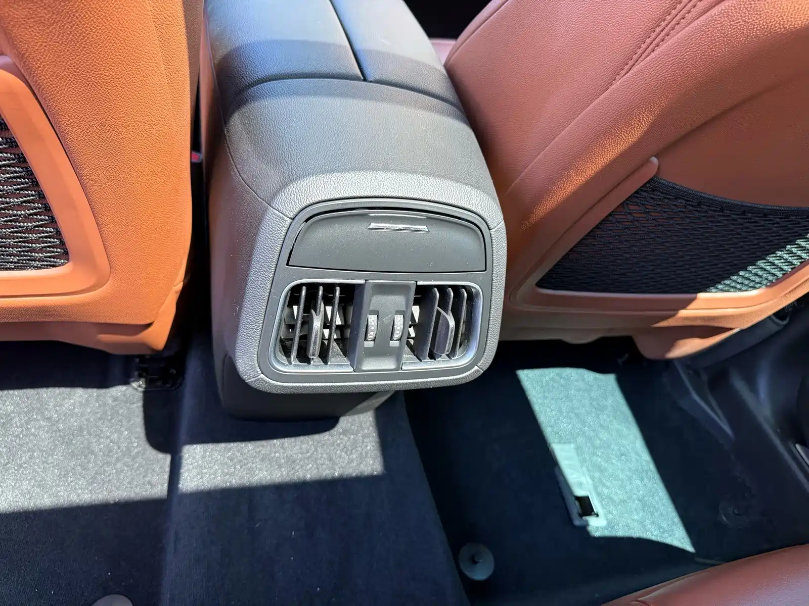 Фото 23 - Maserati Levante