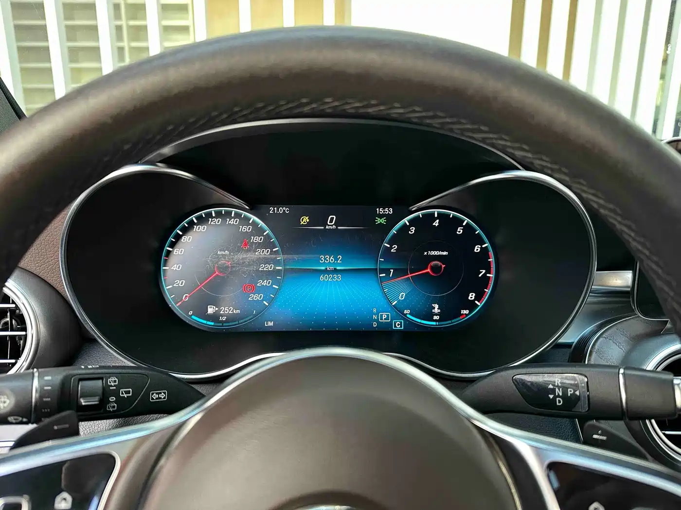 Mercedes-Benz GLC 2022 Facelift GLC 300 L 4MATIC Dynamic Collector's Edition фото 23