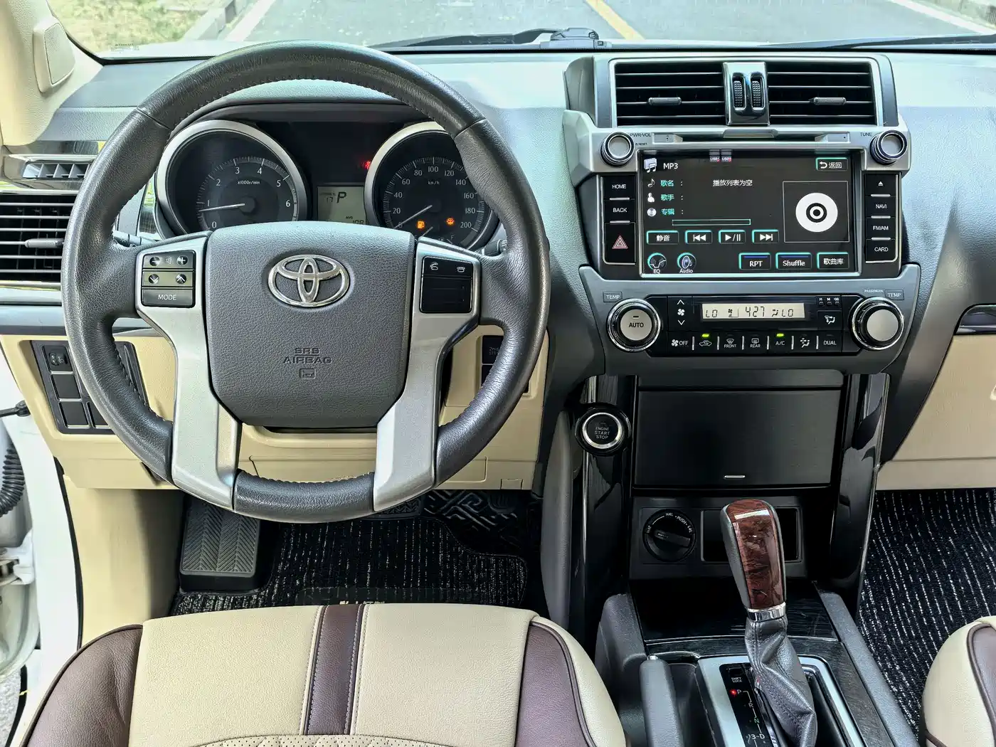 Toyota Prado 2015 2.7L Automatic Standard фото 4