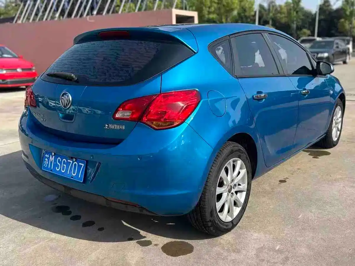 Buick Excelle 2014 XT 1.6L Automatic Fashion фото 4