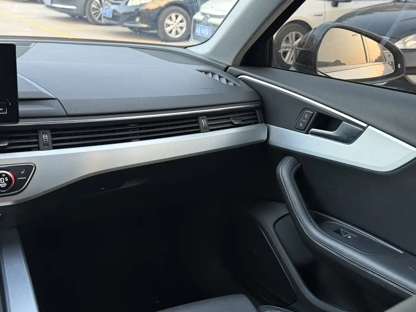 Audi A4L 2022 40 TFSI Luxury Dynamic фото 7