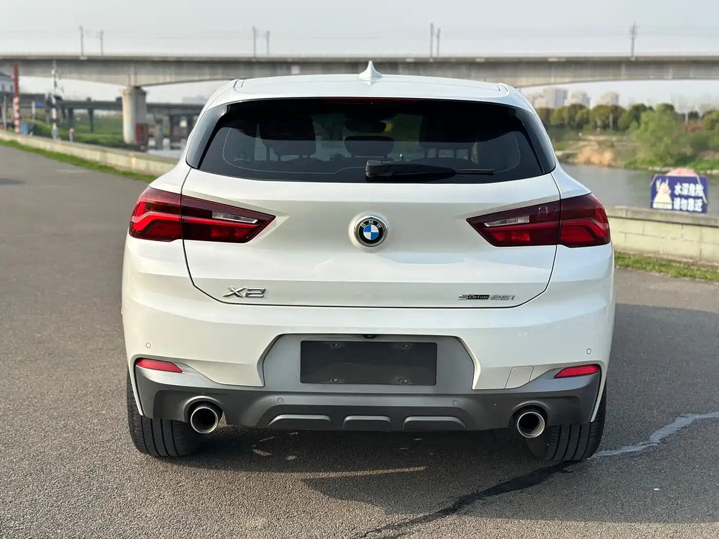 BMW X2 2021 sDrive25i Leading M Off-Road Package фото 17