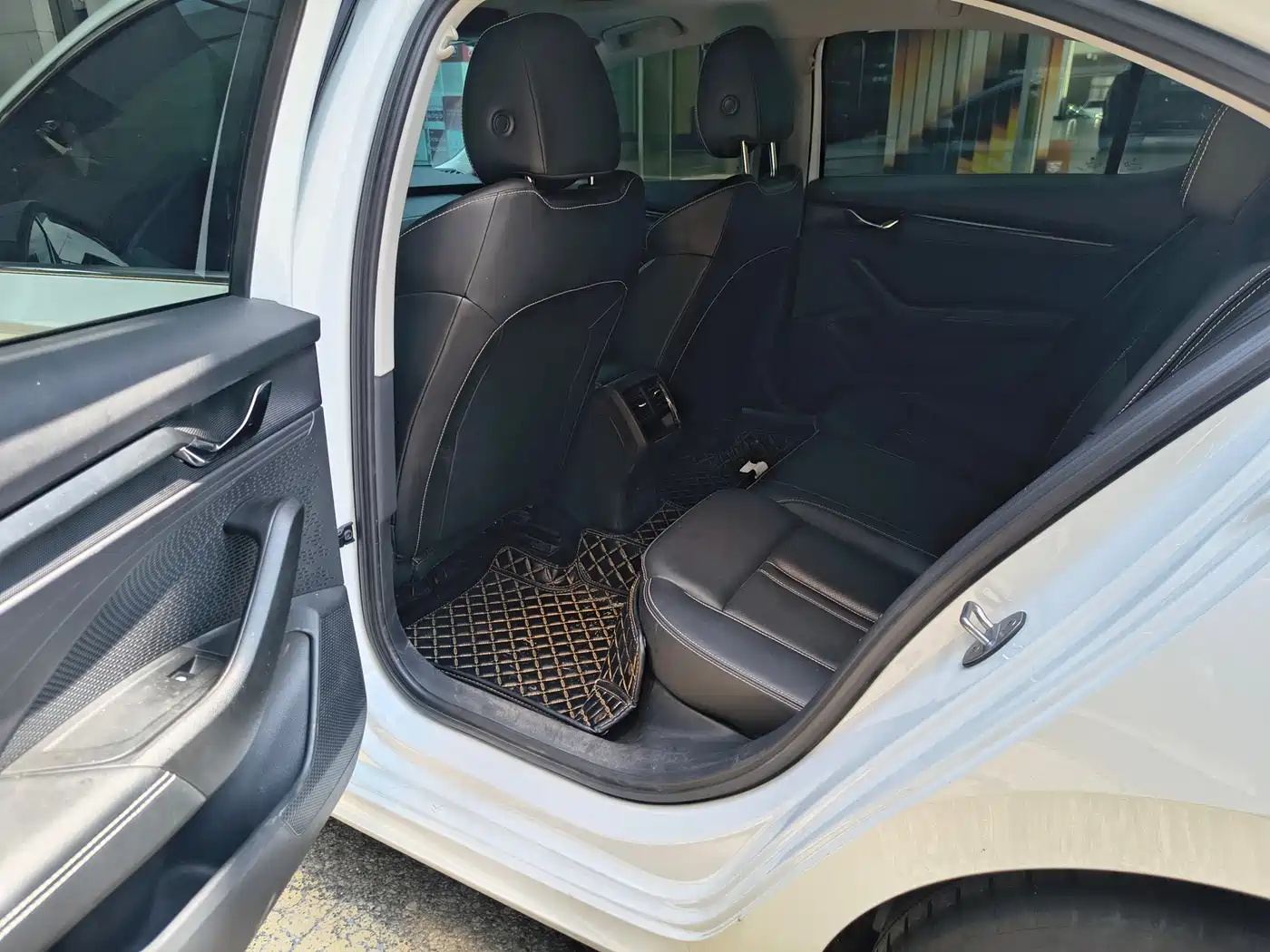 Škoda Octavia 2023 PRO TSI280 Premium Edition фото 15