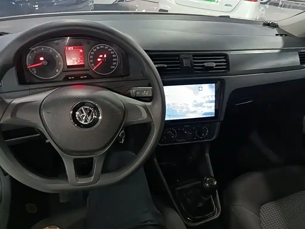 Volkswagen Santana 2018 1.5L Manual Trend Edition фото 10
