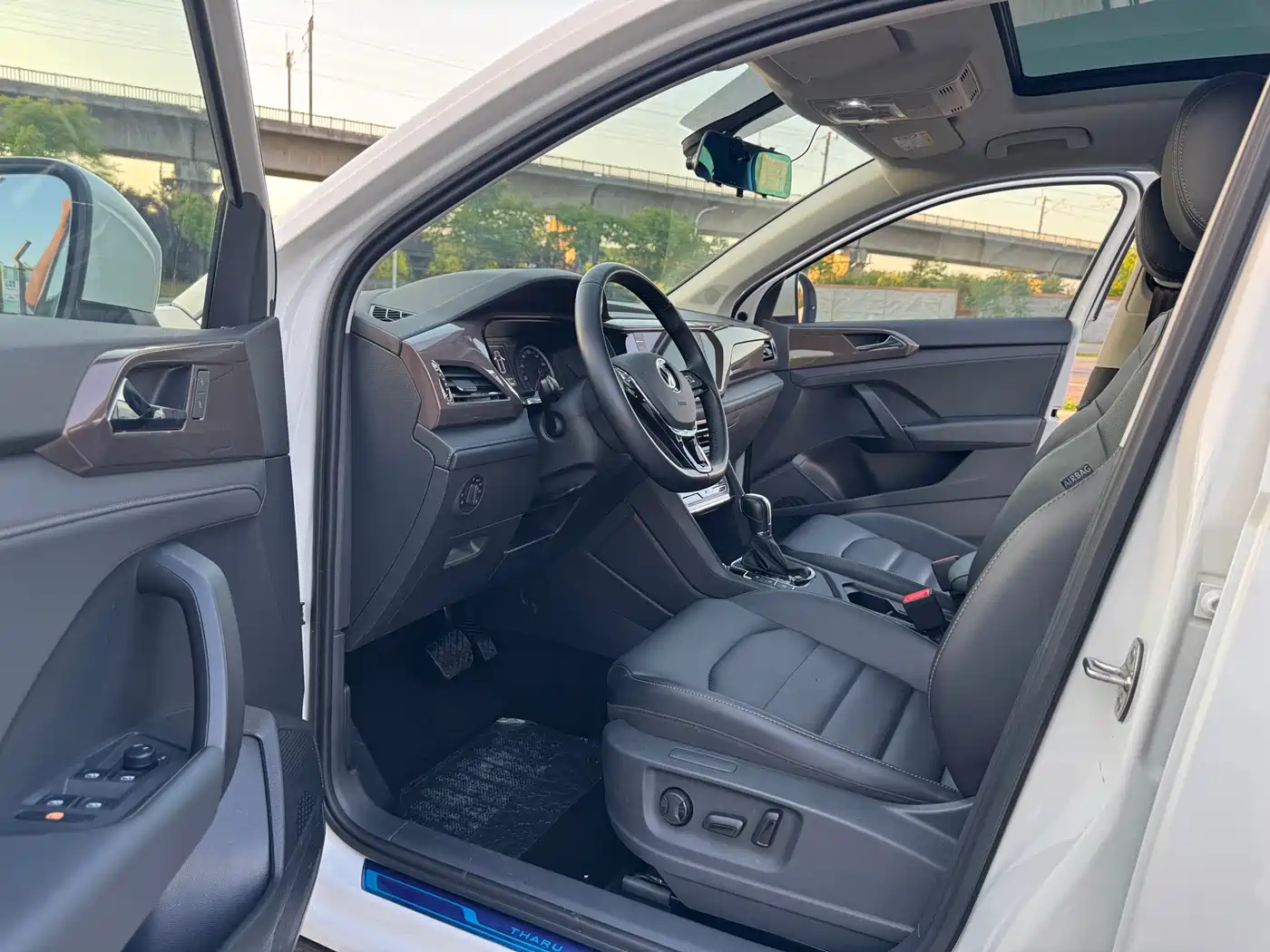 Volkswagen Tharu 2021 Model 280TSI 2WD Luxury Edition фото 10