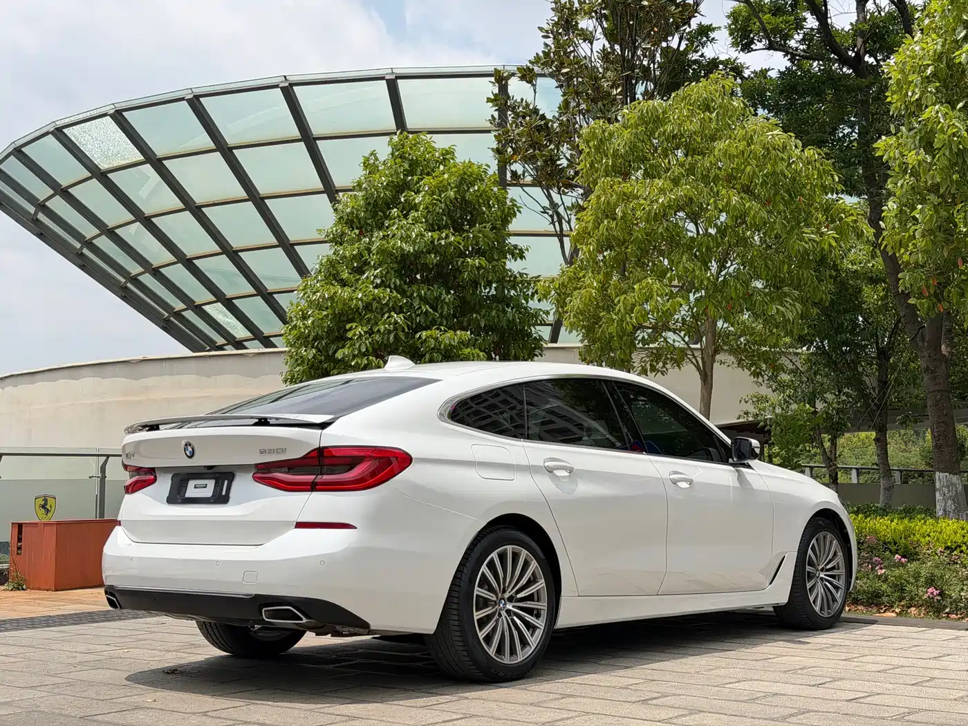 BMW 6 Series GT 2019 630i Luxury Design Package фото 6