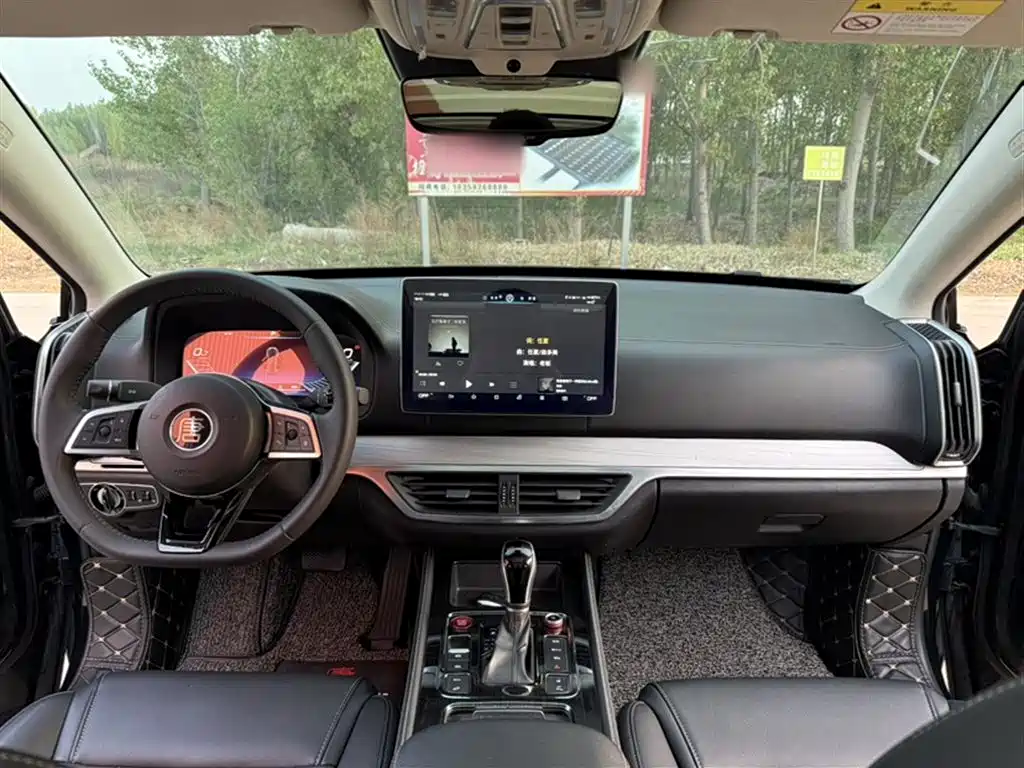 BYD Tang 2018 2.0T Automatic Smart Connection Honor Edition 7-Seater China V фото 19