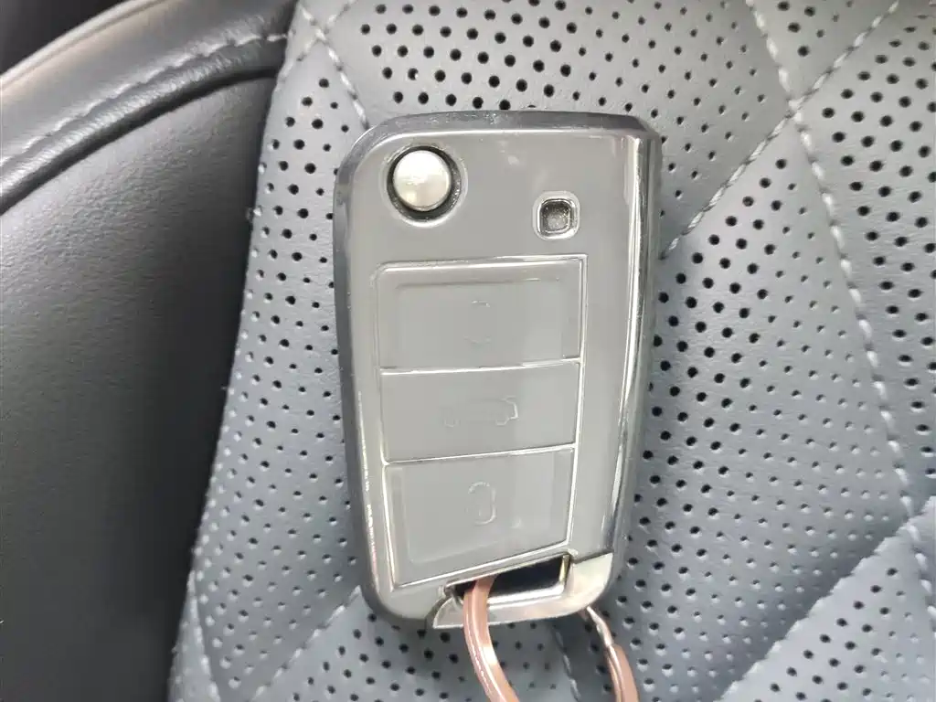 Volkswagen Sagitar 2023 280TSI DSG Beyond Lite фото 17