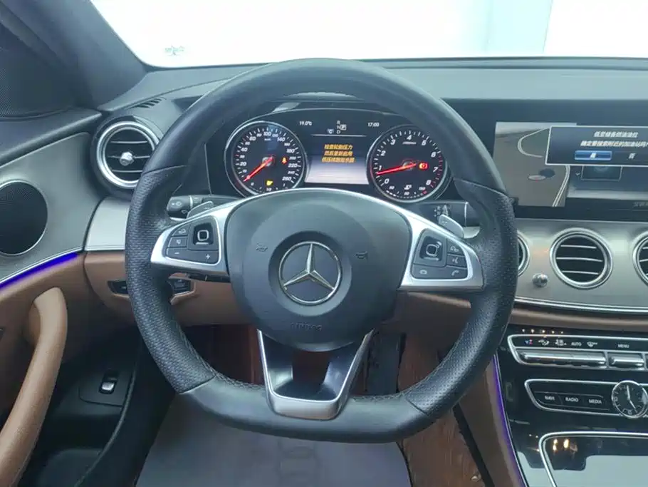 Mercedes-Benz E-Class 2017 E 200 Sport фото 15