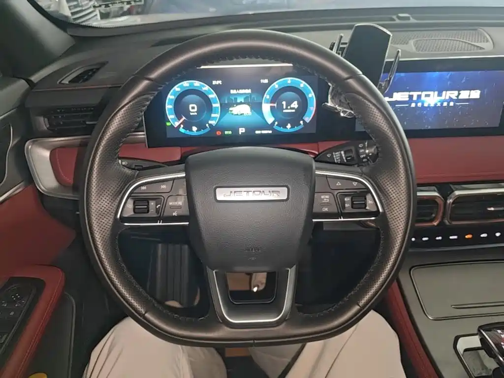 Jetour X70 PLUS 2025 2024 Champion Edition 1.5T DCT Champion PRO 5-seater