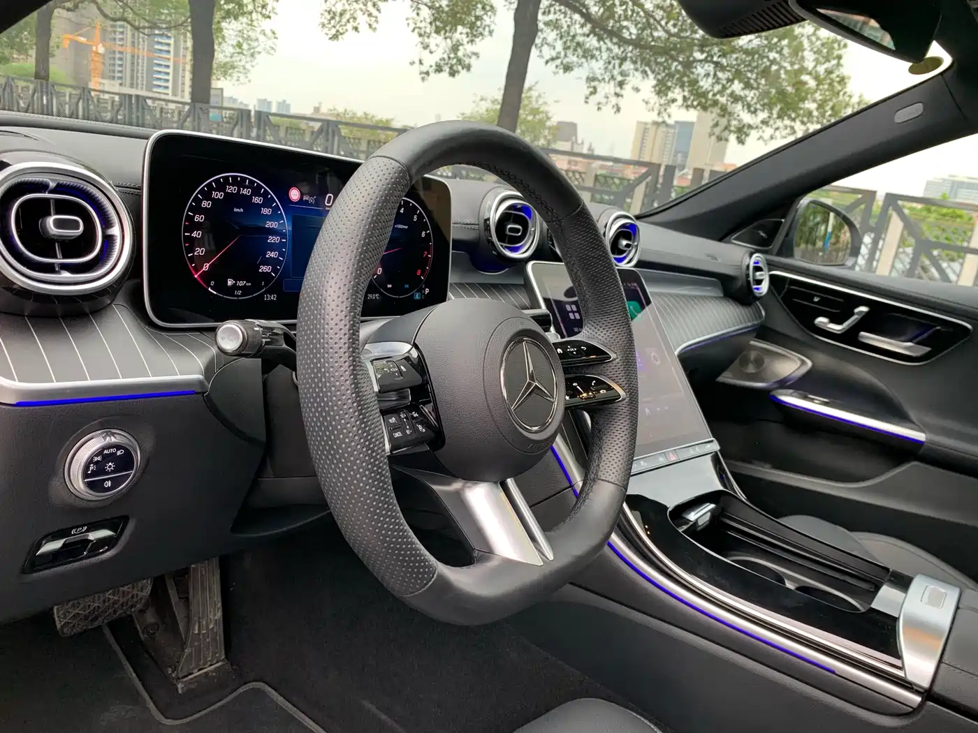 Mercedes-Benz C-Class 2025 C 260 L Night Sport Edition фото 17
