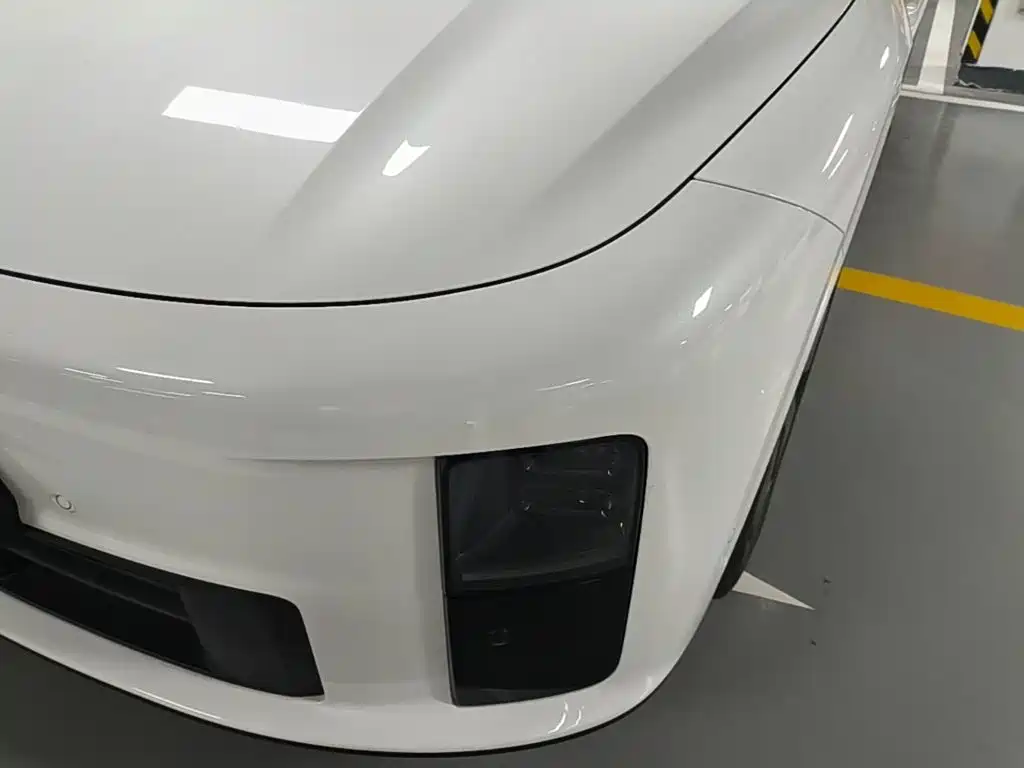 Photo 24 - Li Auto i6
