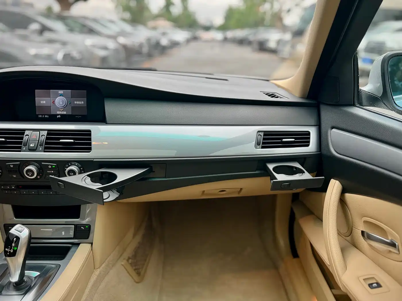 BMW 5 Series 2008 523Li Elegance фото 26