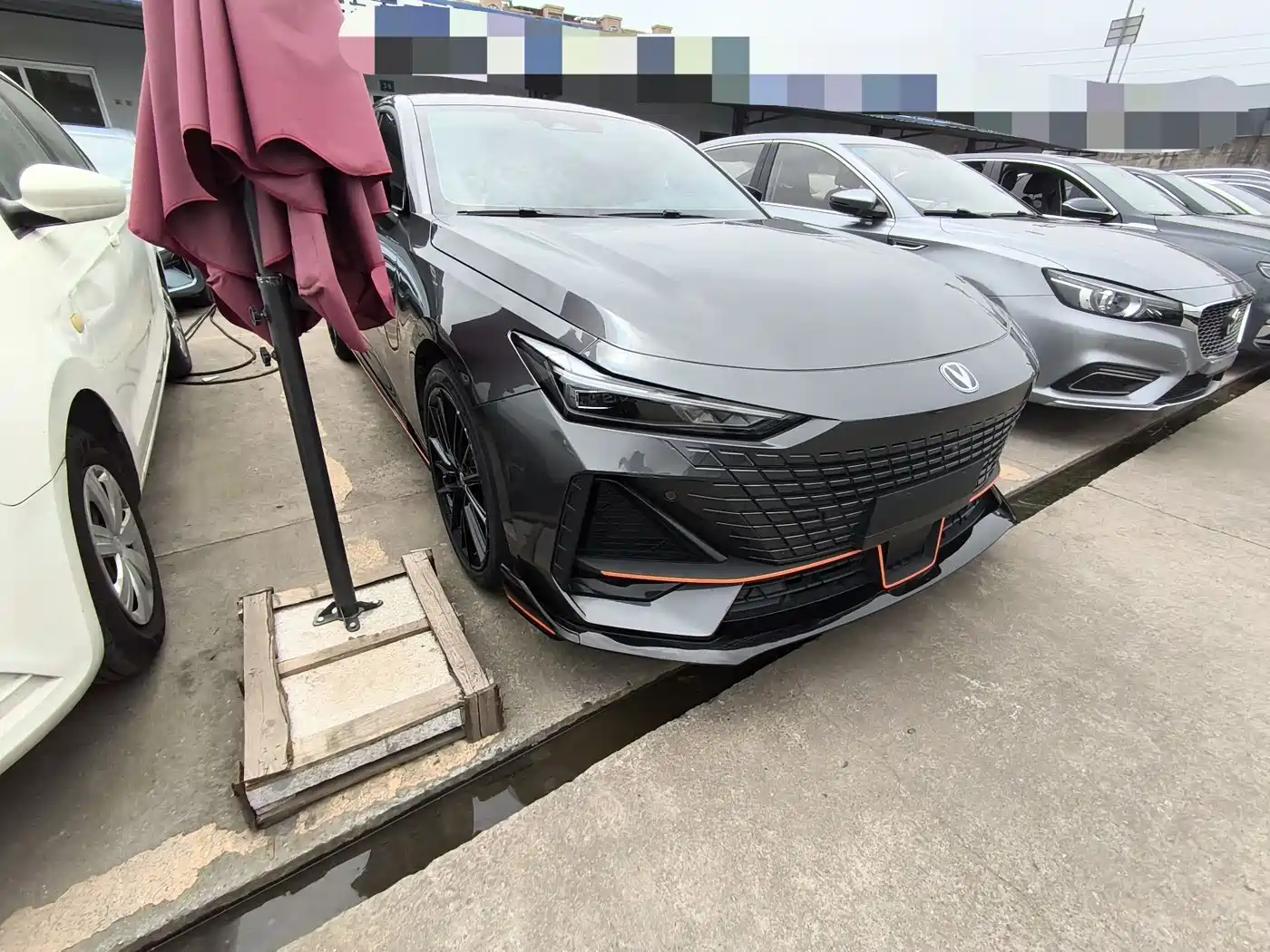 CHANGAN UNI-V