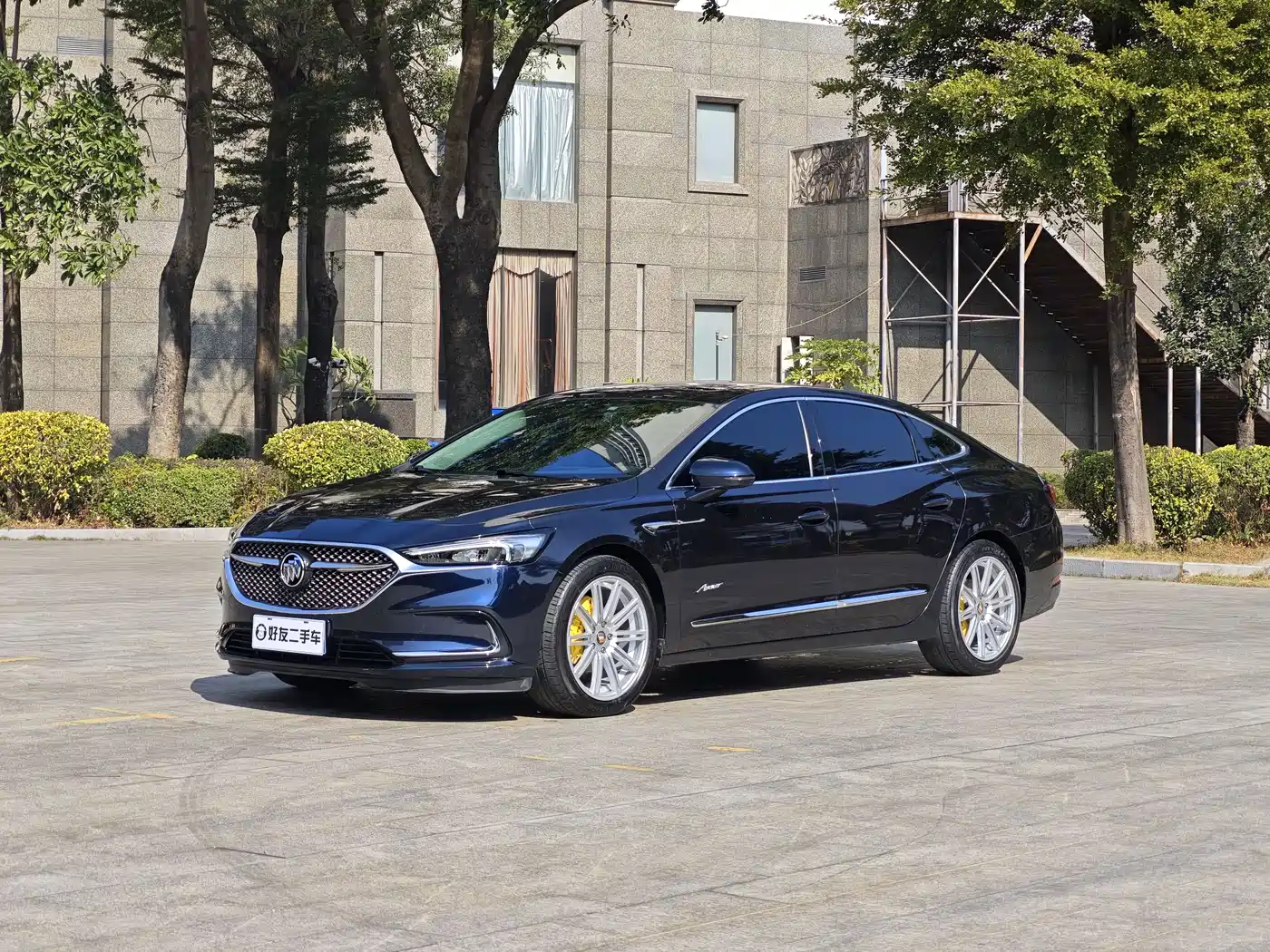 BUICK LACROSSE
