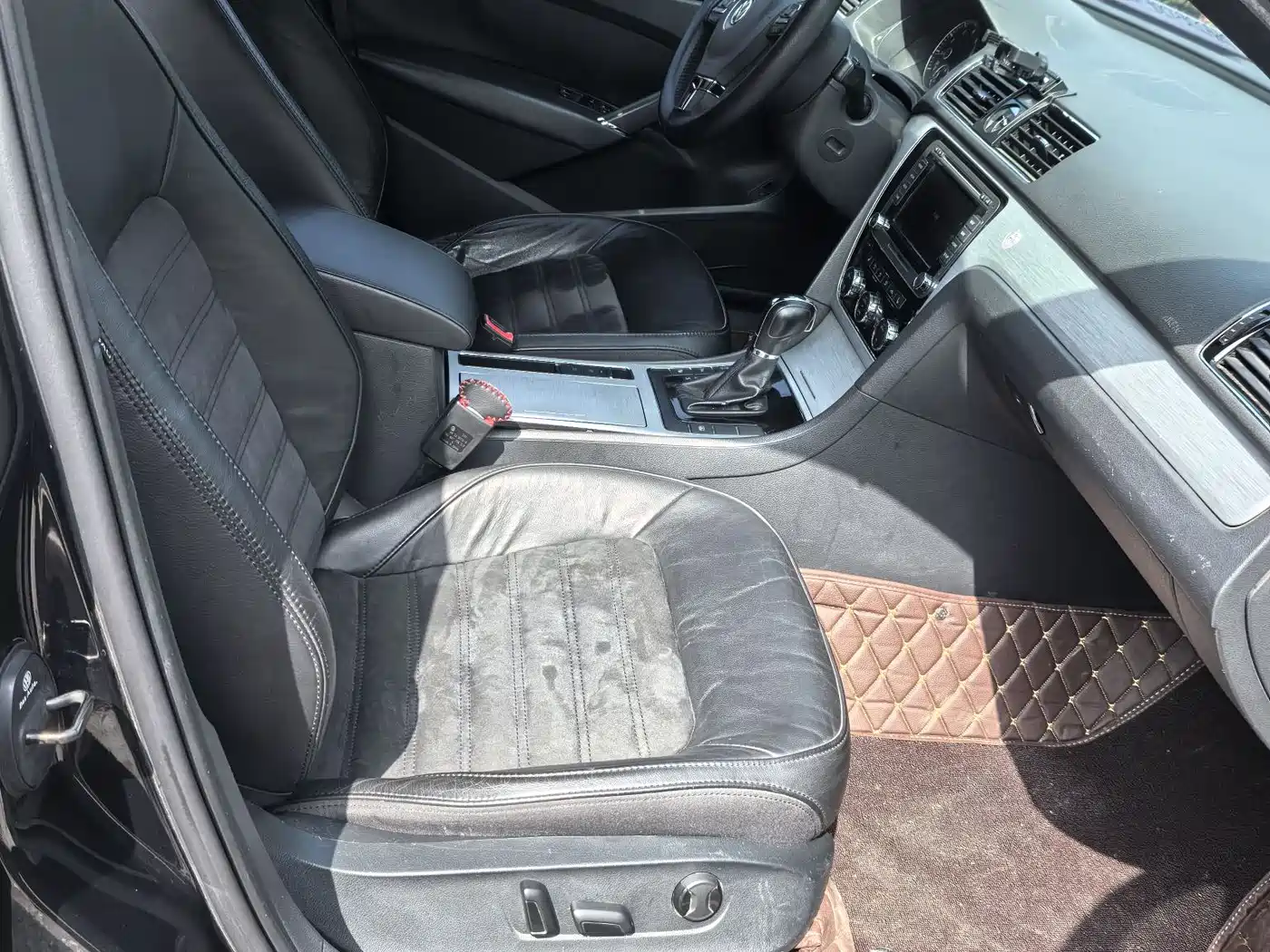 Volkswagen Passat 2011 2.0TSI DSG Ultimate фото 17