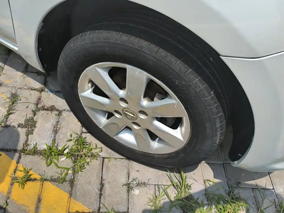Nissan March 2013 2010 1.5L Automatic Easy Shine Edition