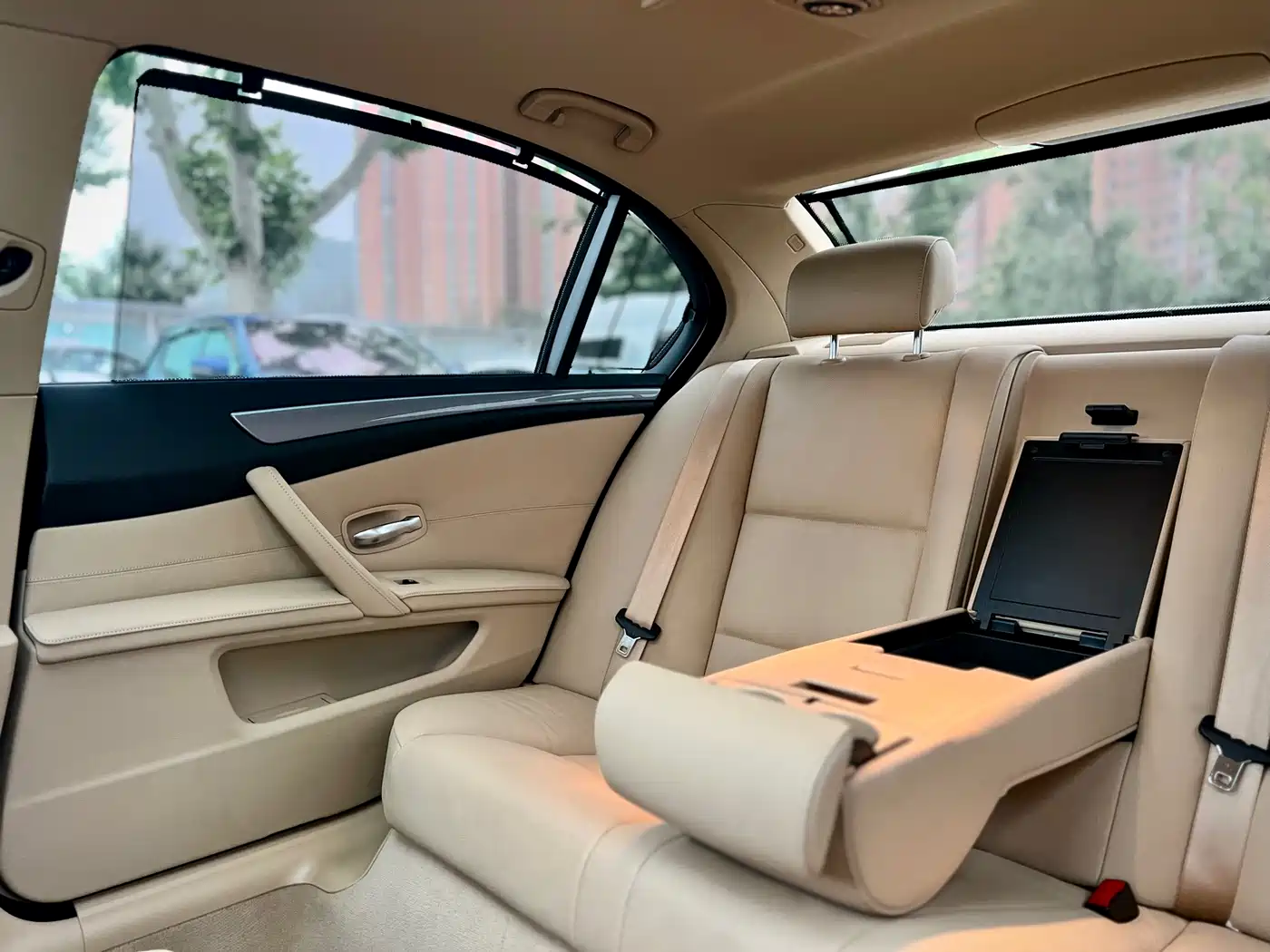 BMW 5 Series 2008 523Li Elegance фото 45