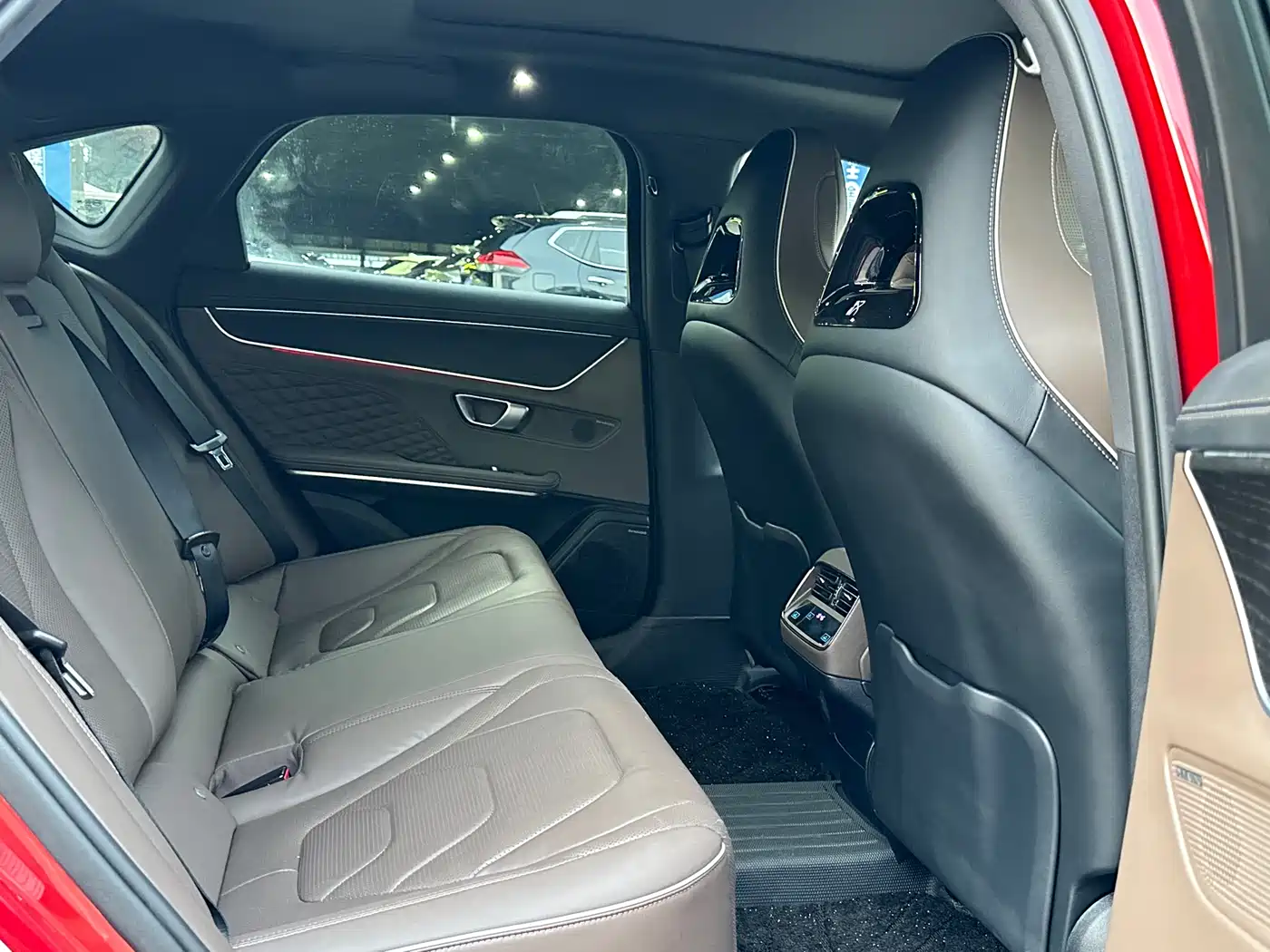 BYD Han 2022 EV Genesis Edition 610KM AWD Premium фото 17
