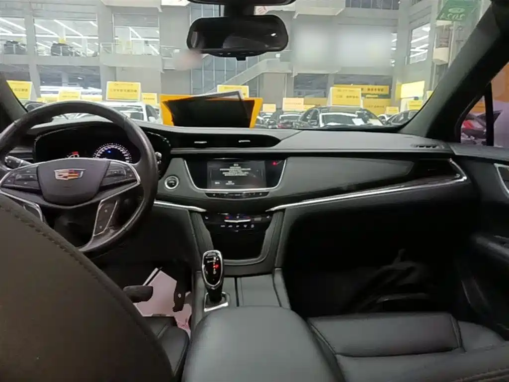 Cadillac XT5 2018 28E AWD Technology Model фото 10