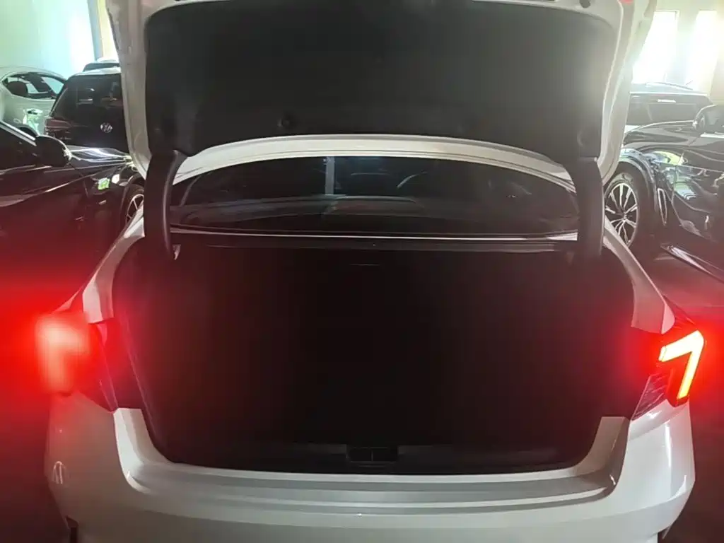 Honda Integra 2024 2023 240TURBO CVT Tech Edition